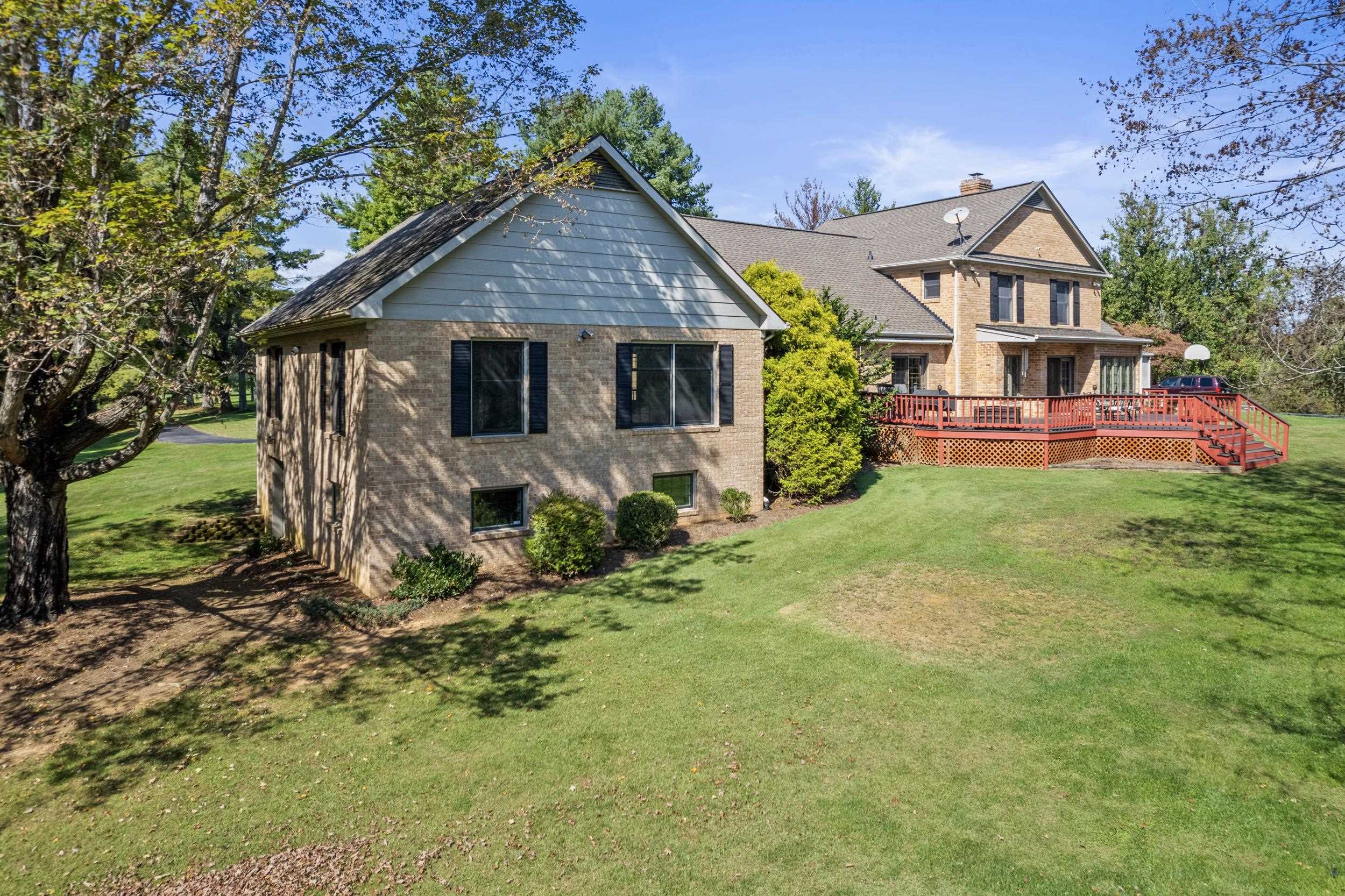 1109 ROSS RD