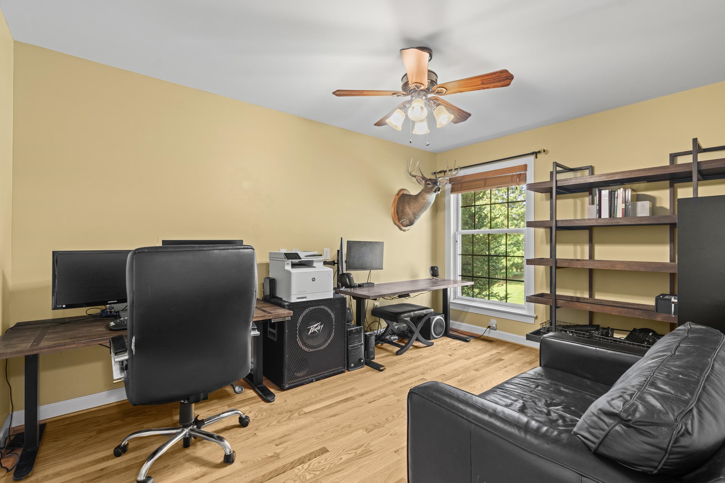 1109 ROSS RD