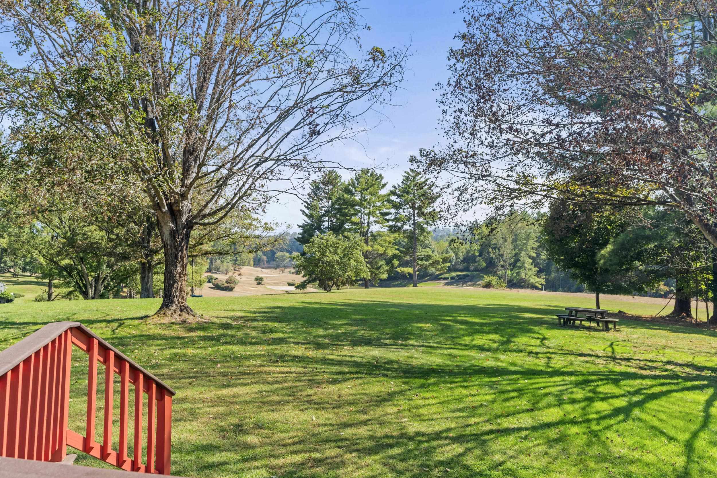 1109 ROSS RD