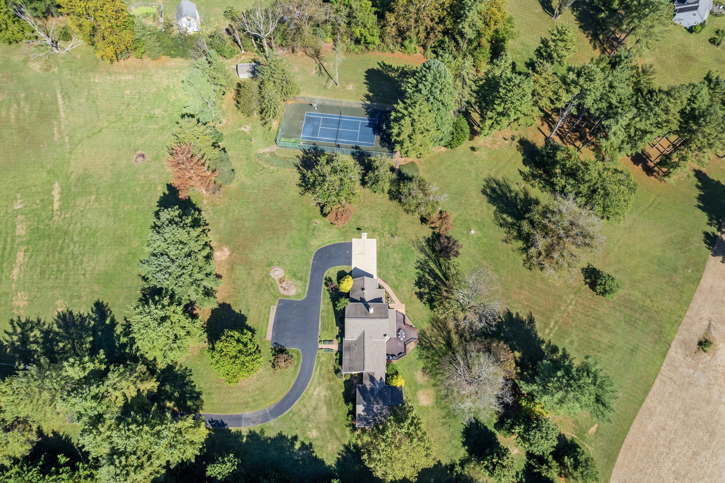 1109 ROSS RD