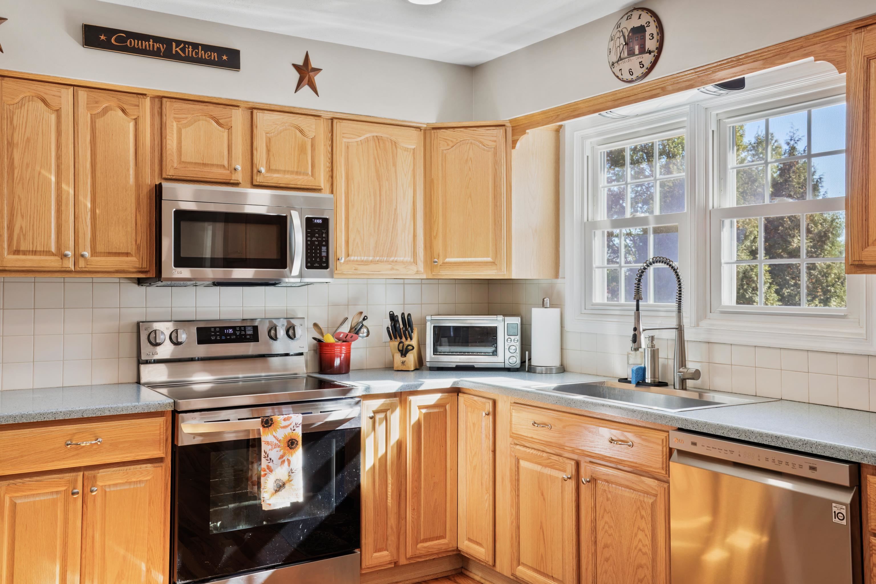 71 OLD WHITE BRIDGE RD