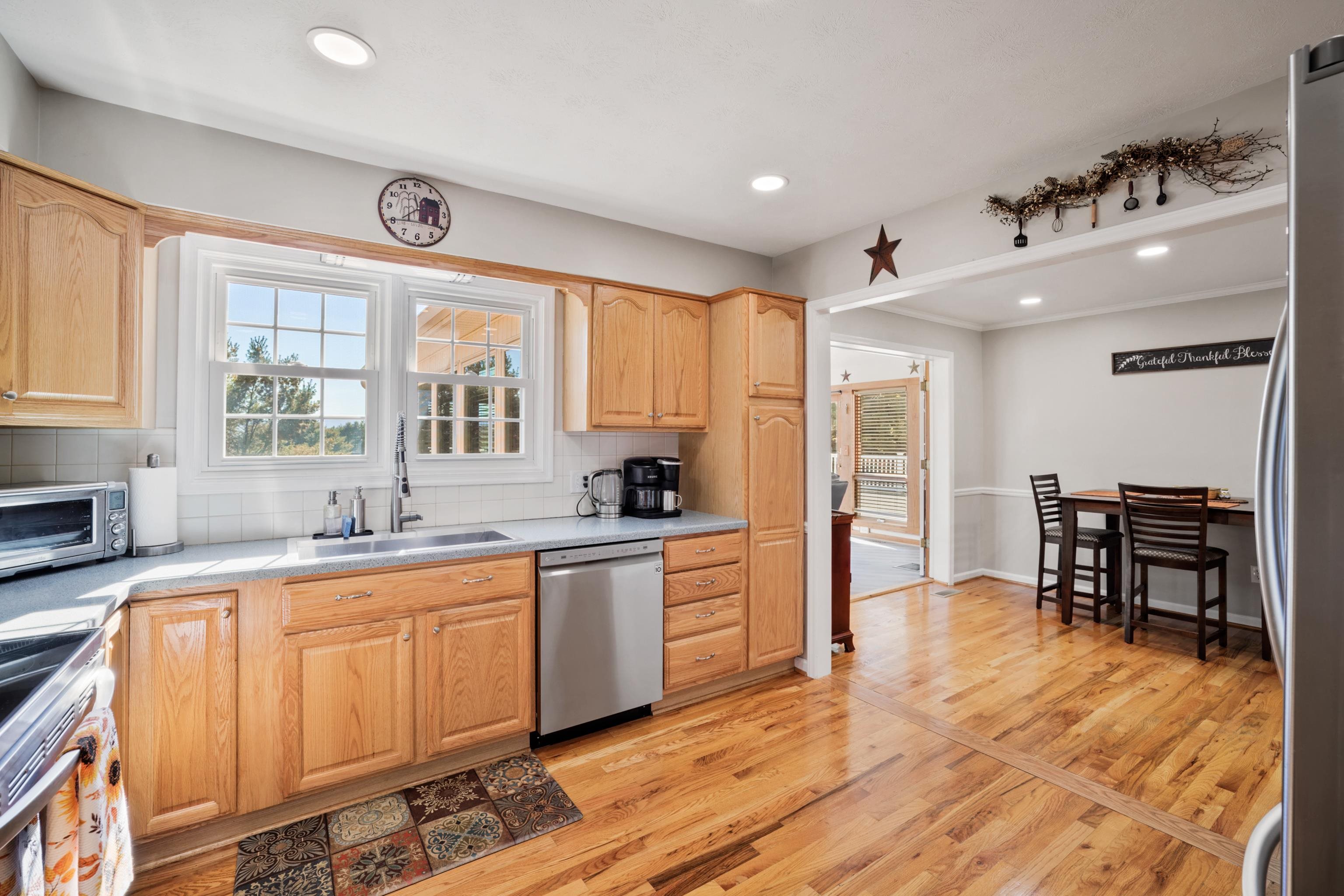 71 OLD WHITE BRIDGE RD