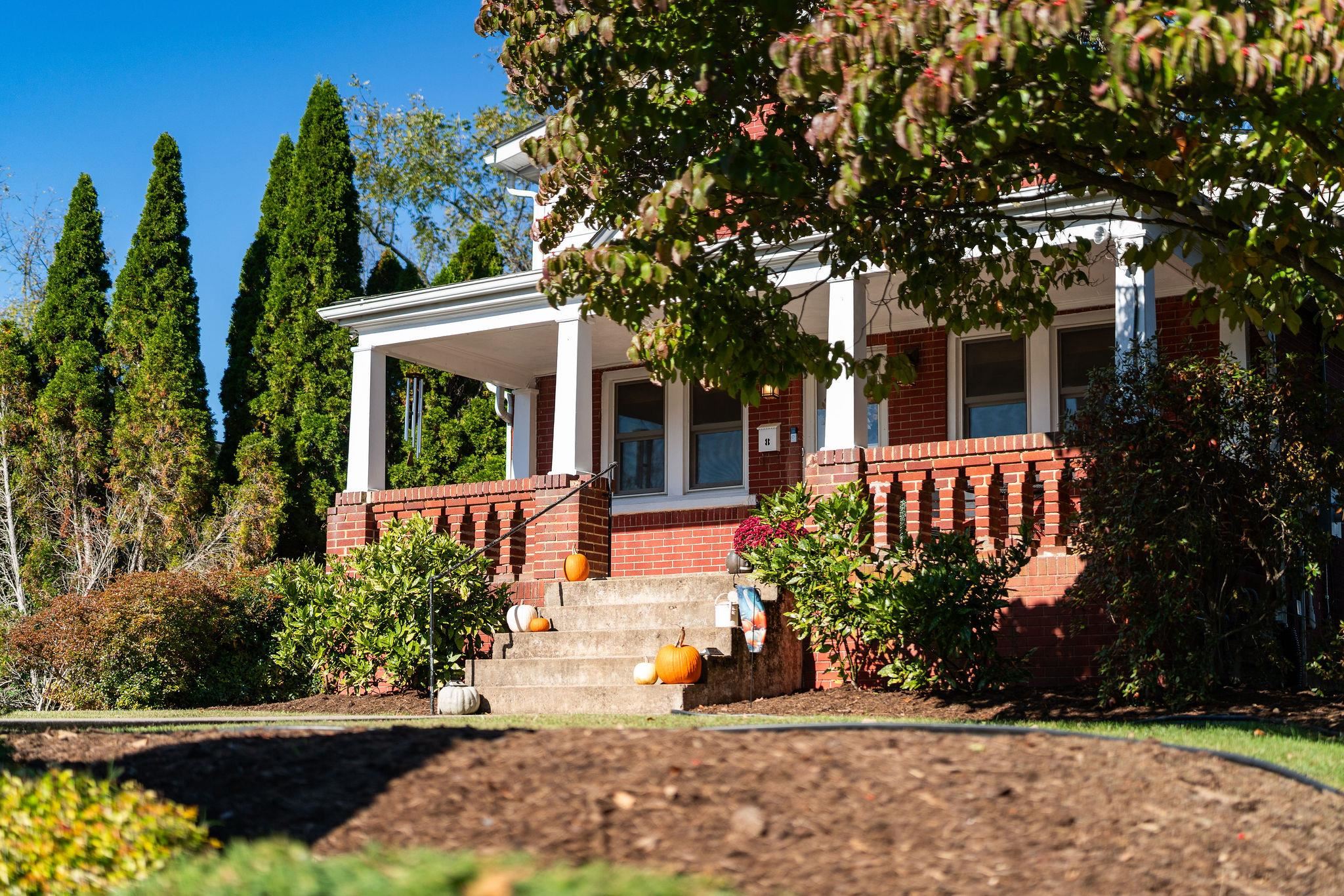 529 S LINDEN AVE