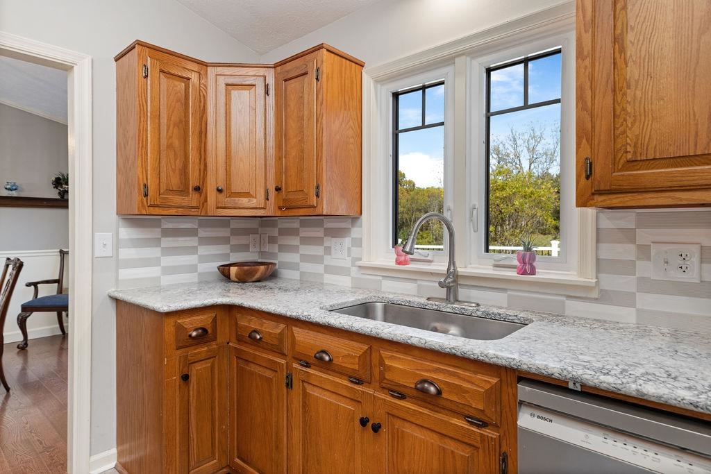94 DICES SPRING RD