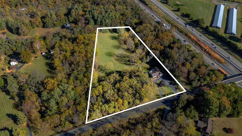 94 DICES SPRING RD