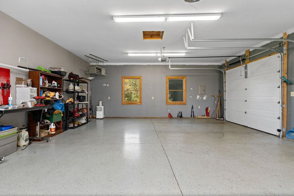 94 DICES SPRING RD