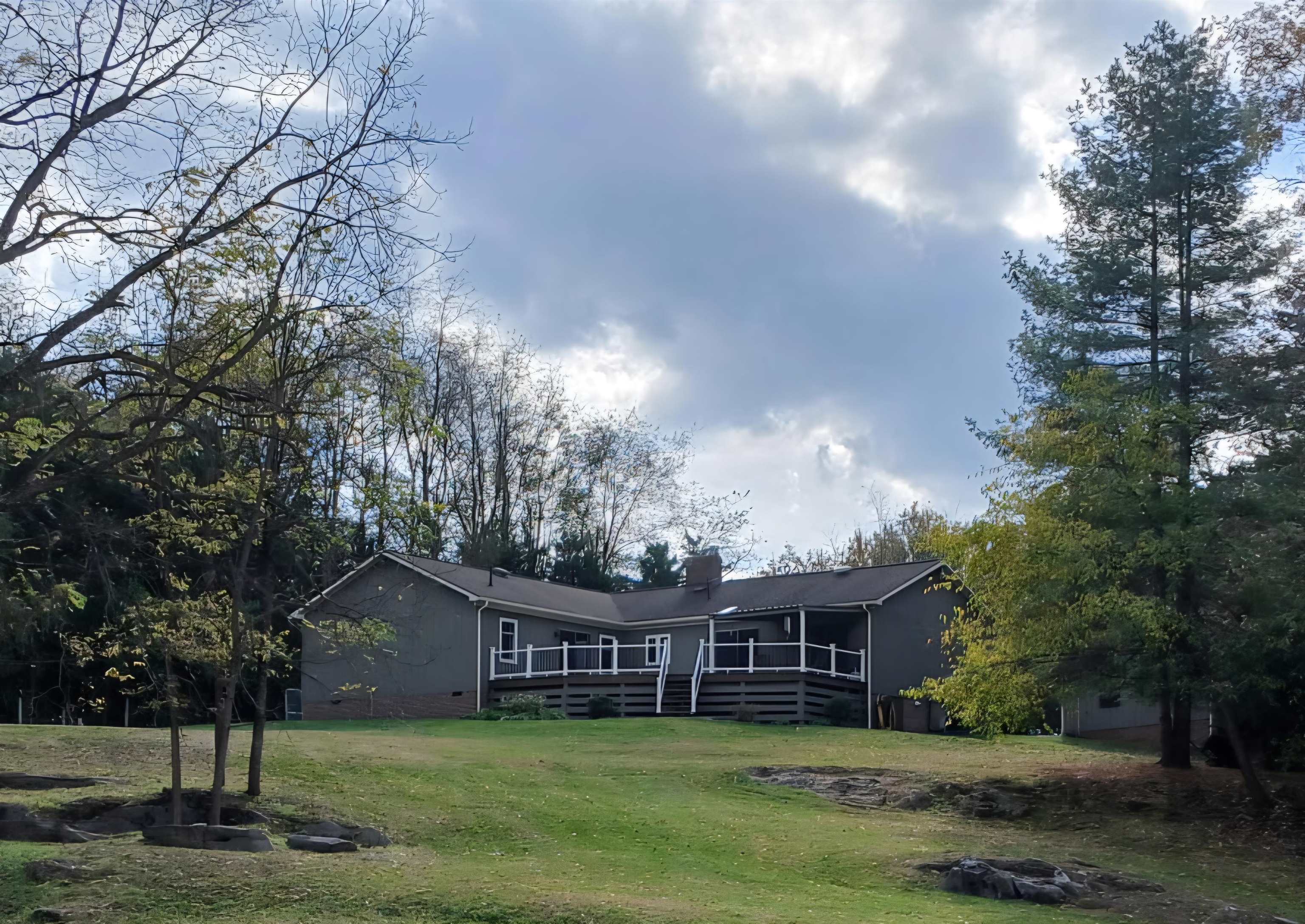 94 DICES SPRING RD