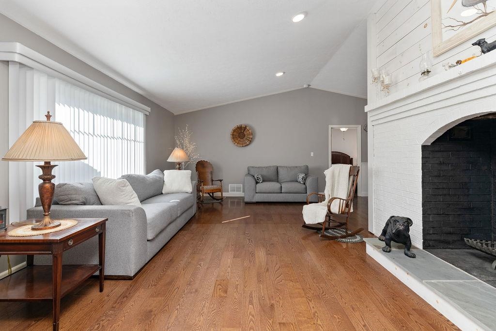94 DICES SPRING RD