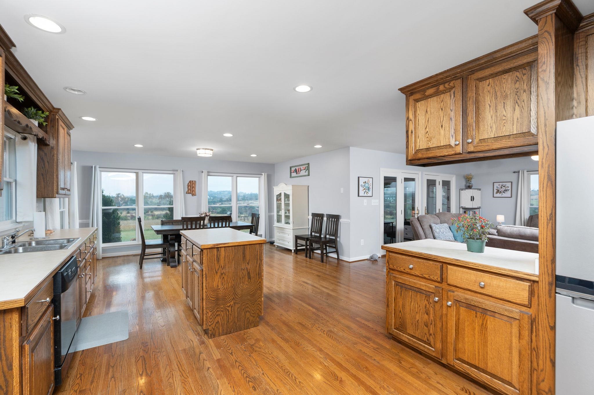 1197 ENTRY SCHOOL RD