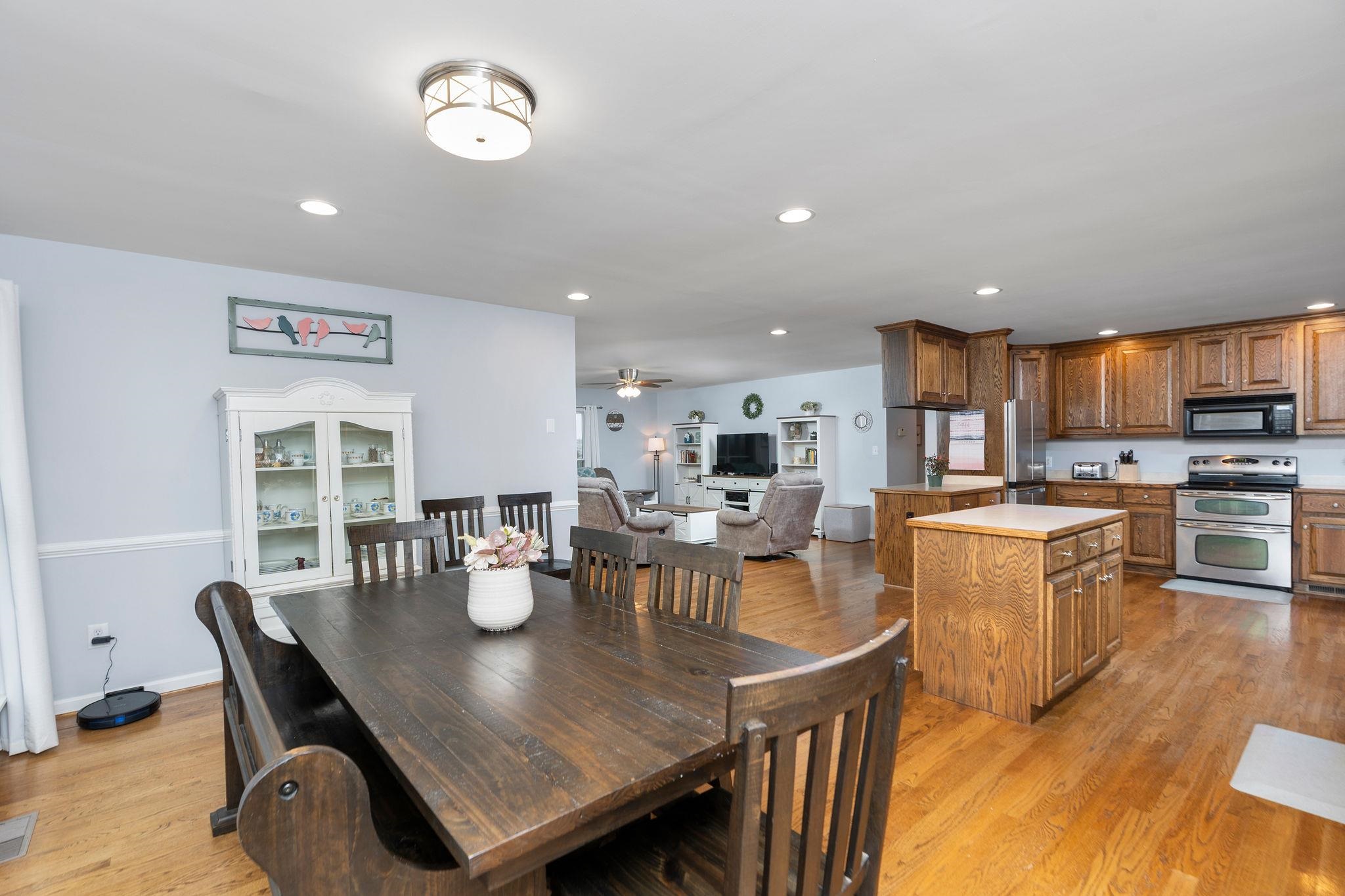 1197 ENTRY SCHOOL RD