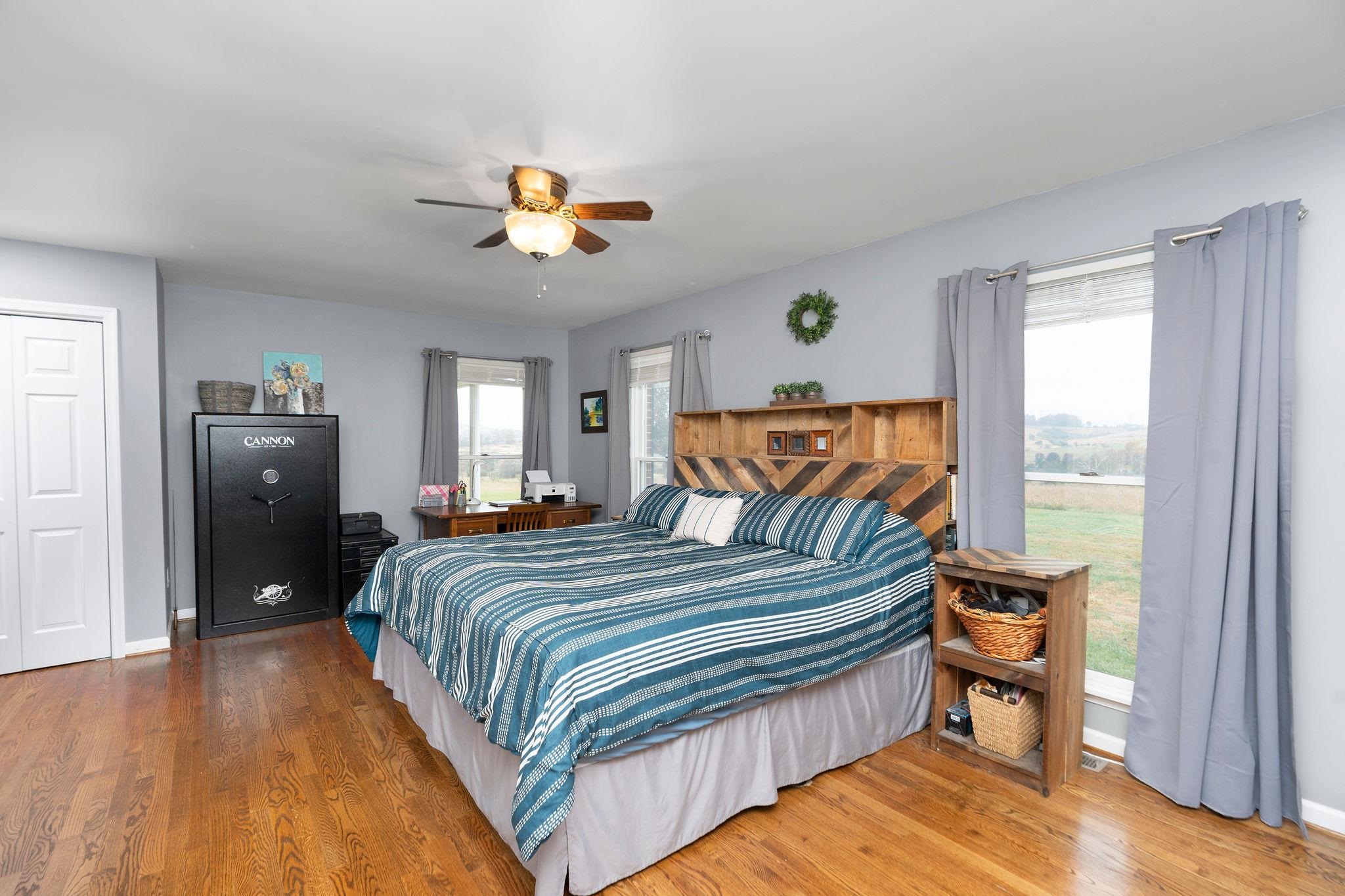 1197 ENTRY SCHOOL RD