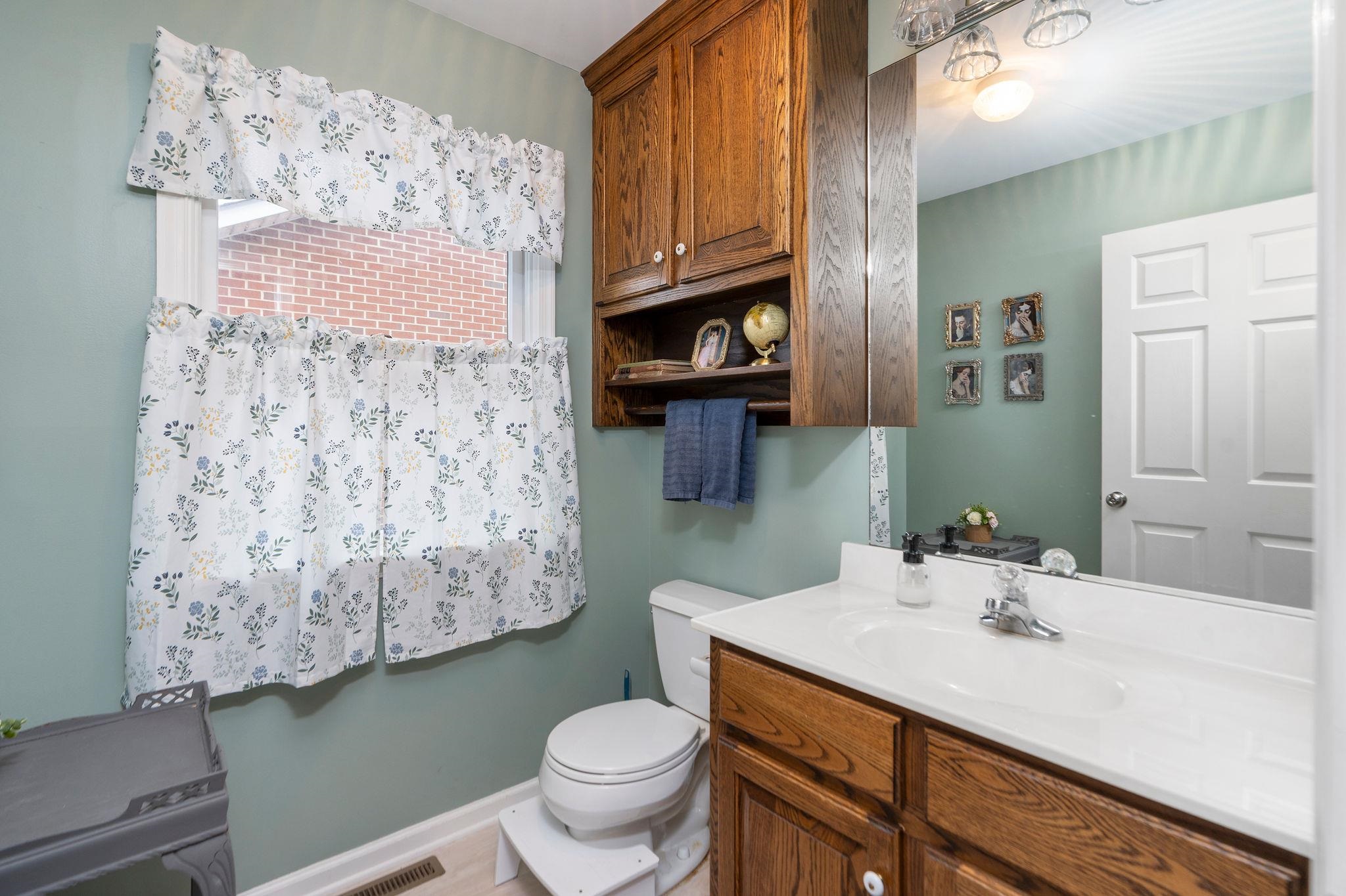 1197 ENTRY SCHOOL RD