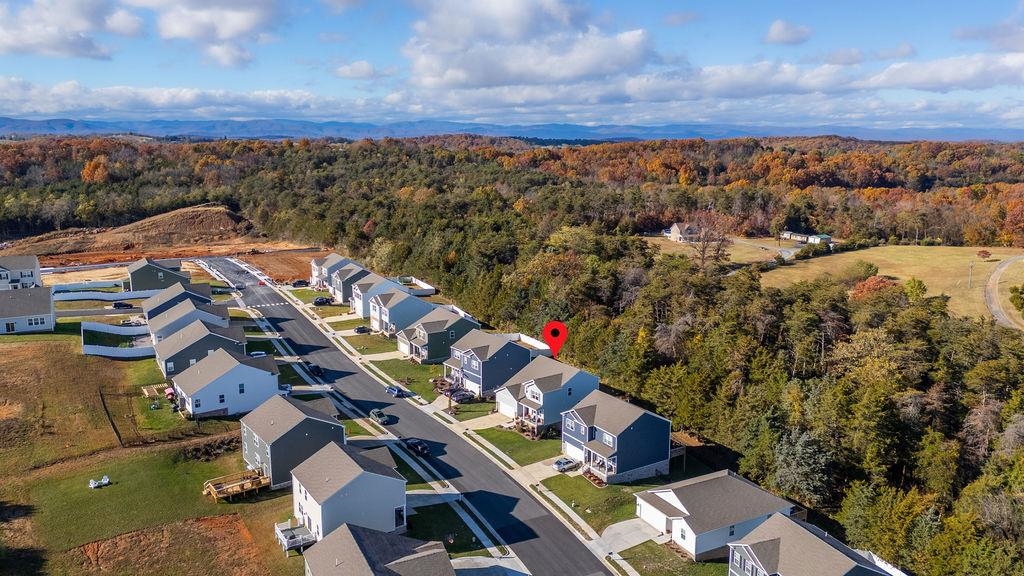 411 STONEWALL JACKSON BLVD