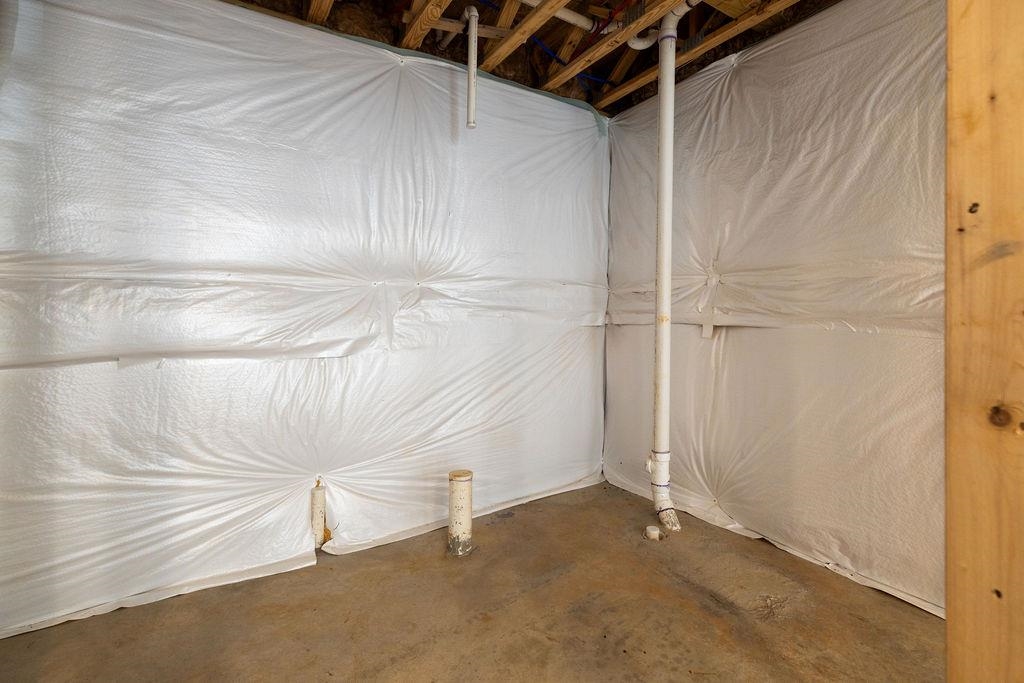 411 STONEWALL JACKSON BLVD