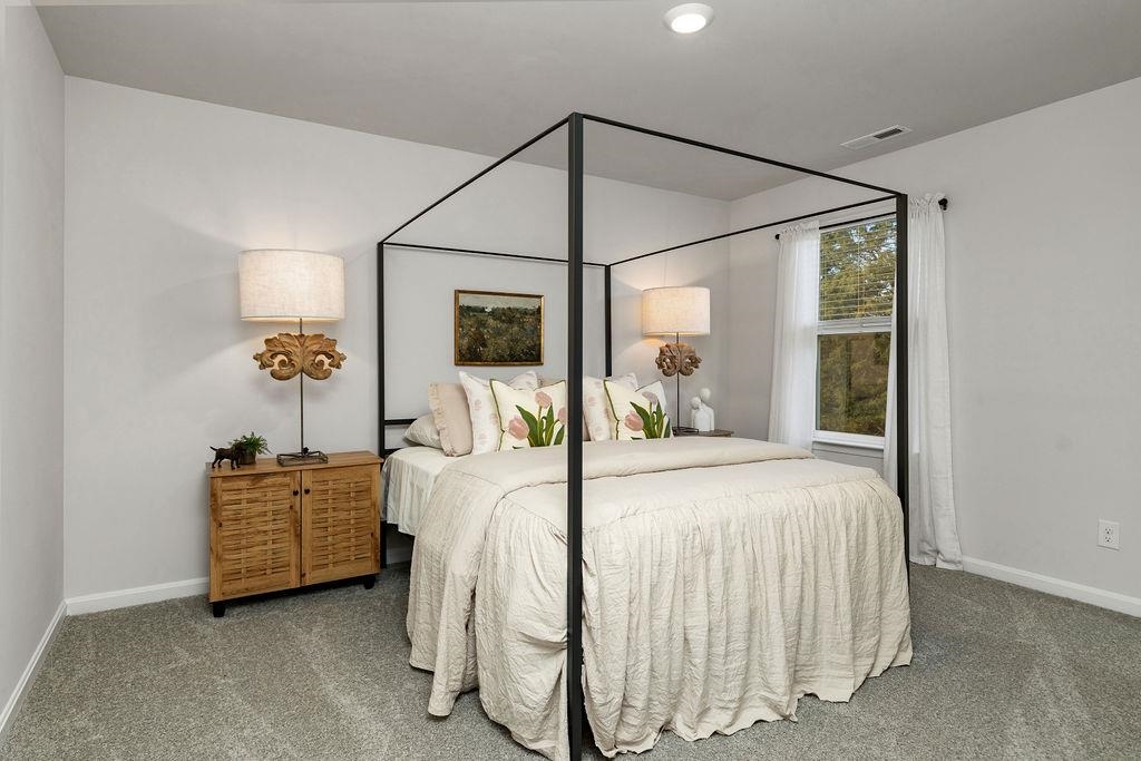 411 STONEWALL JACKSON BLVD