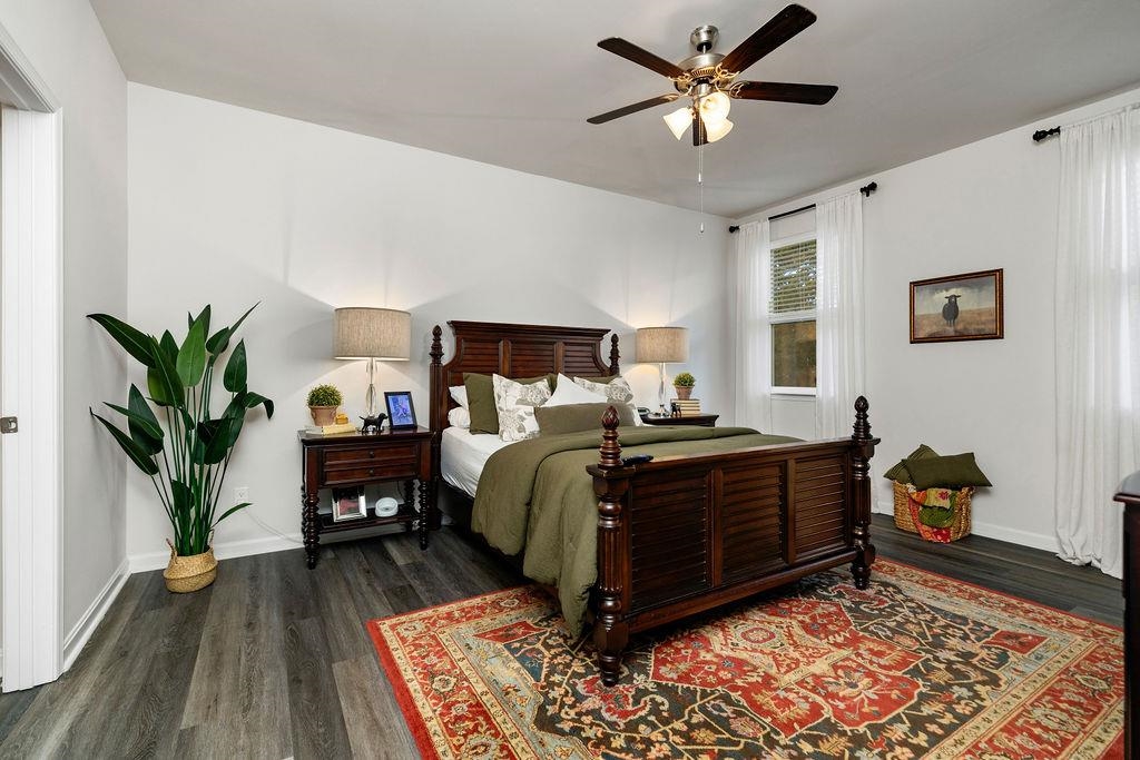 411 STONEWALL JACKSON BLVD