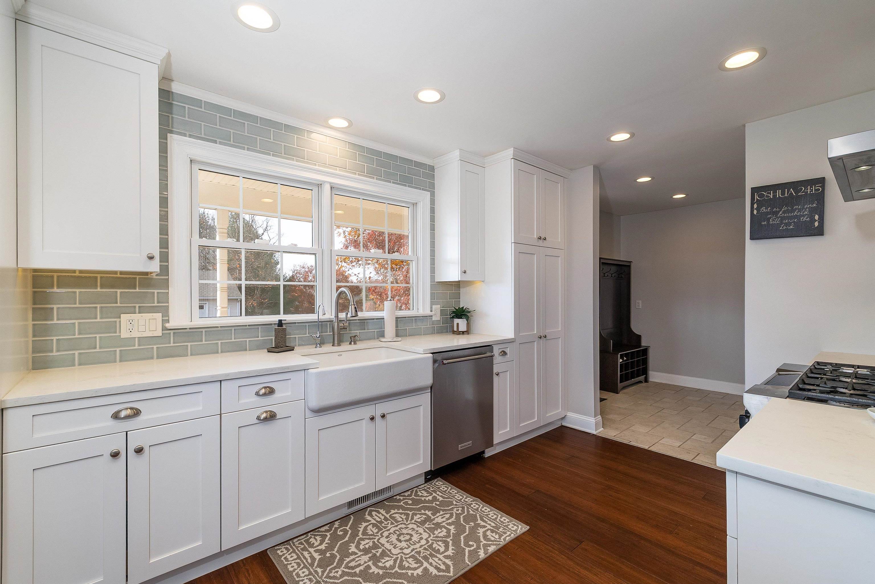 746 CHRISTIANS CREEK RD