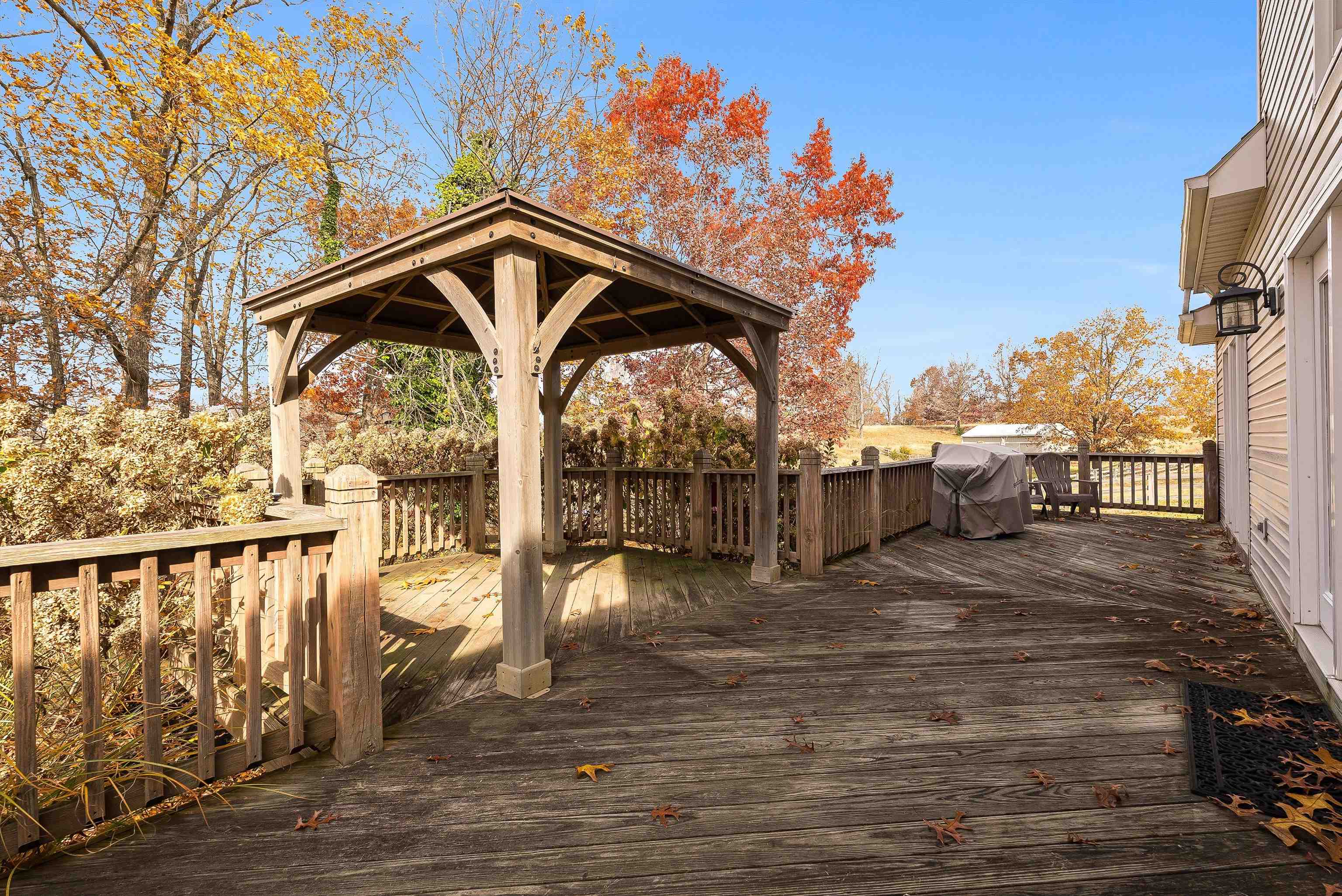 746 CHRISTIANS CREEK RD