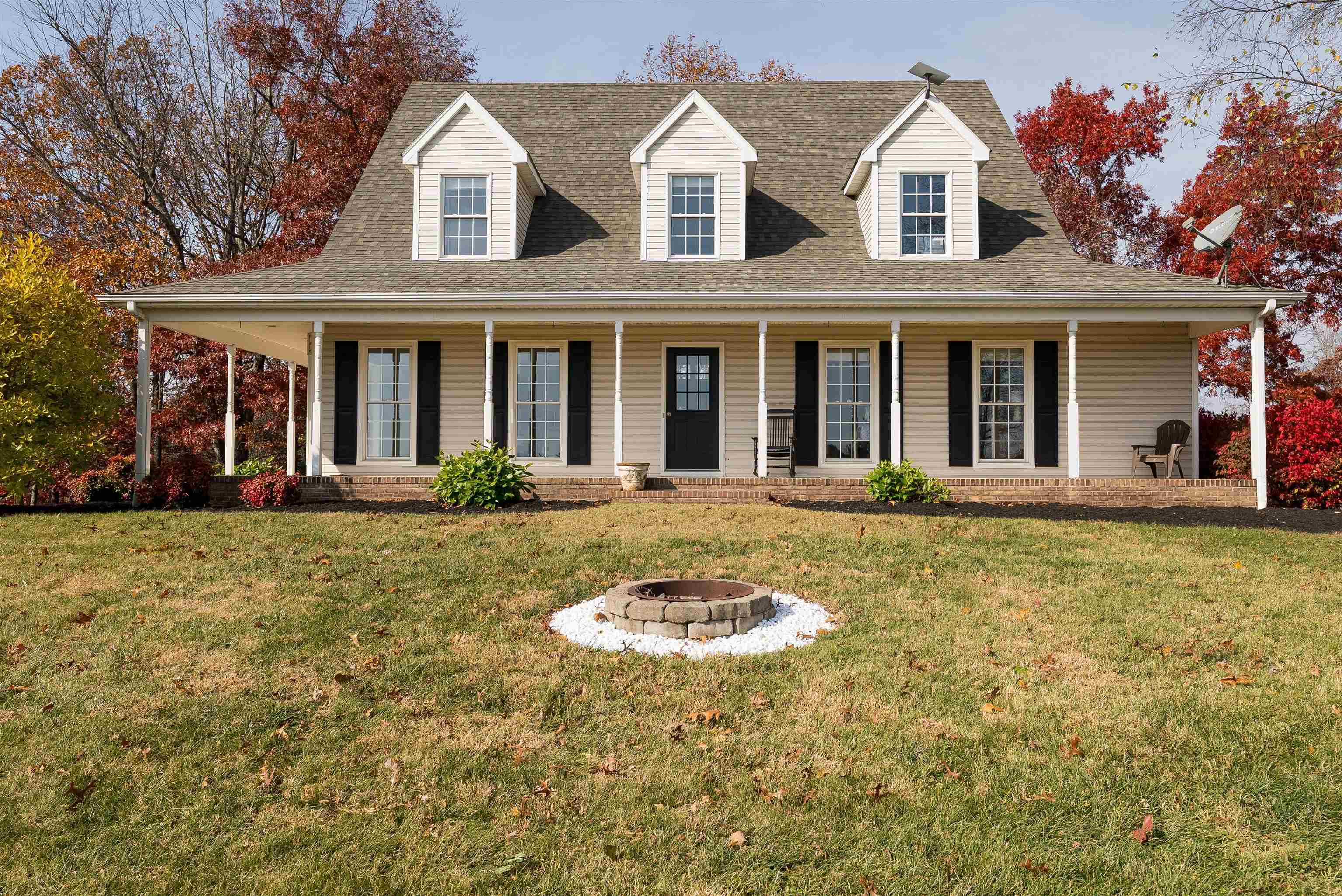 746 CHRISTIANS CREEK RD