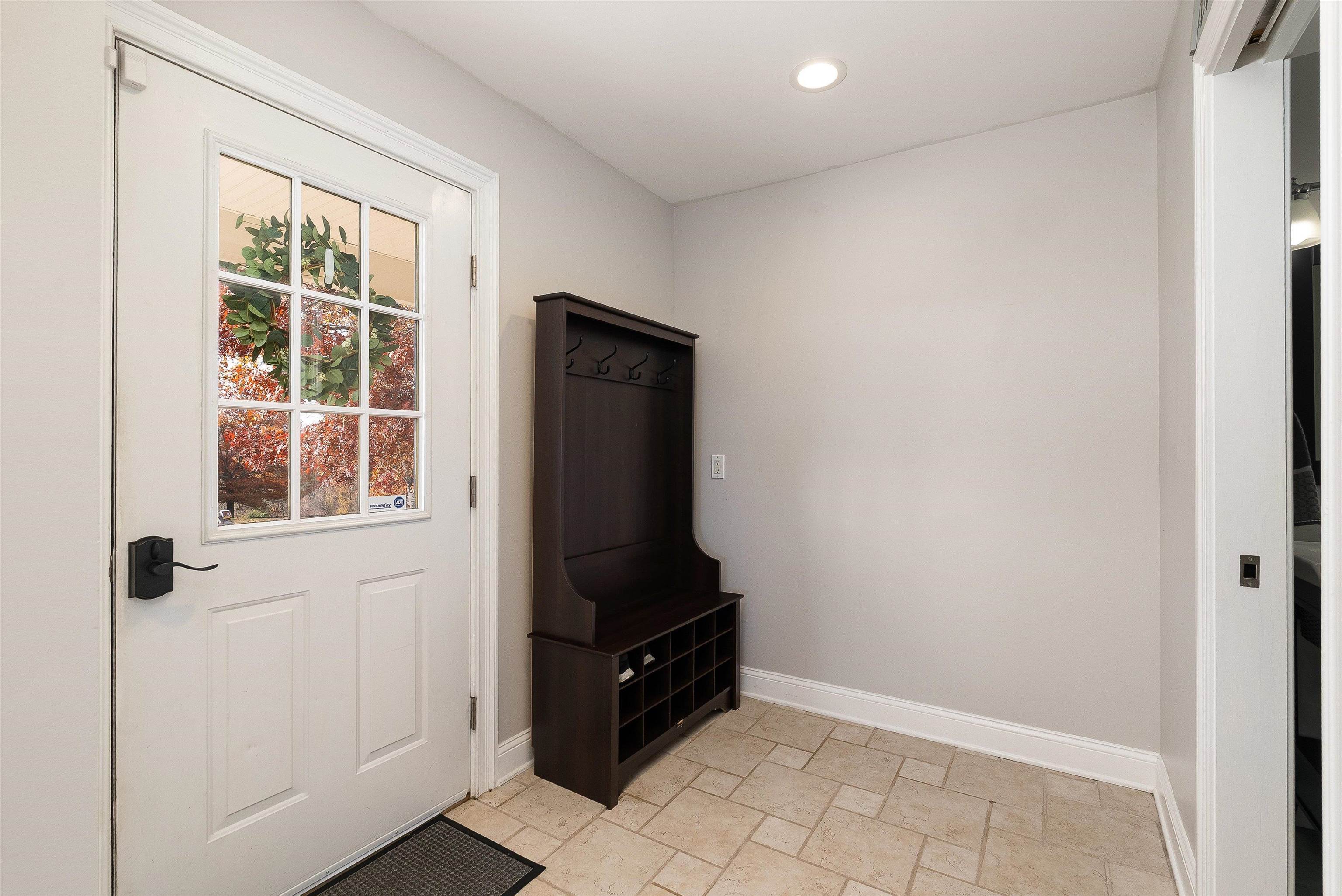 746 CHRISTIANS CREEK RD