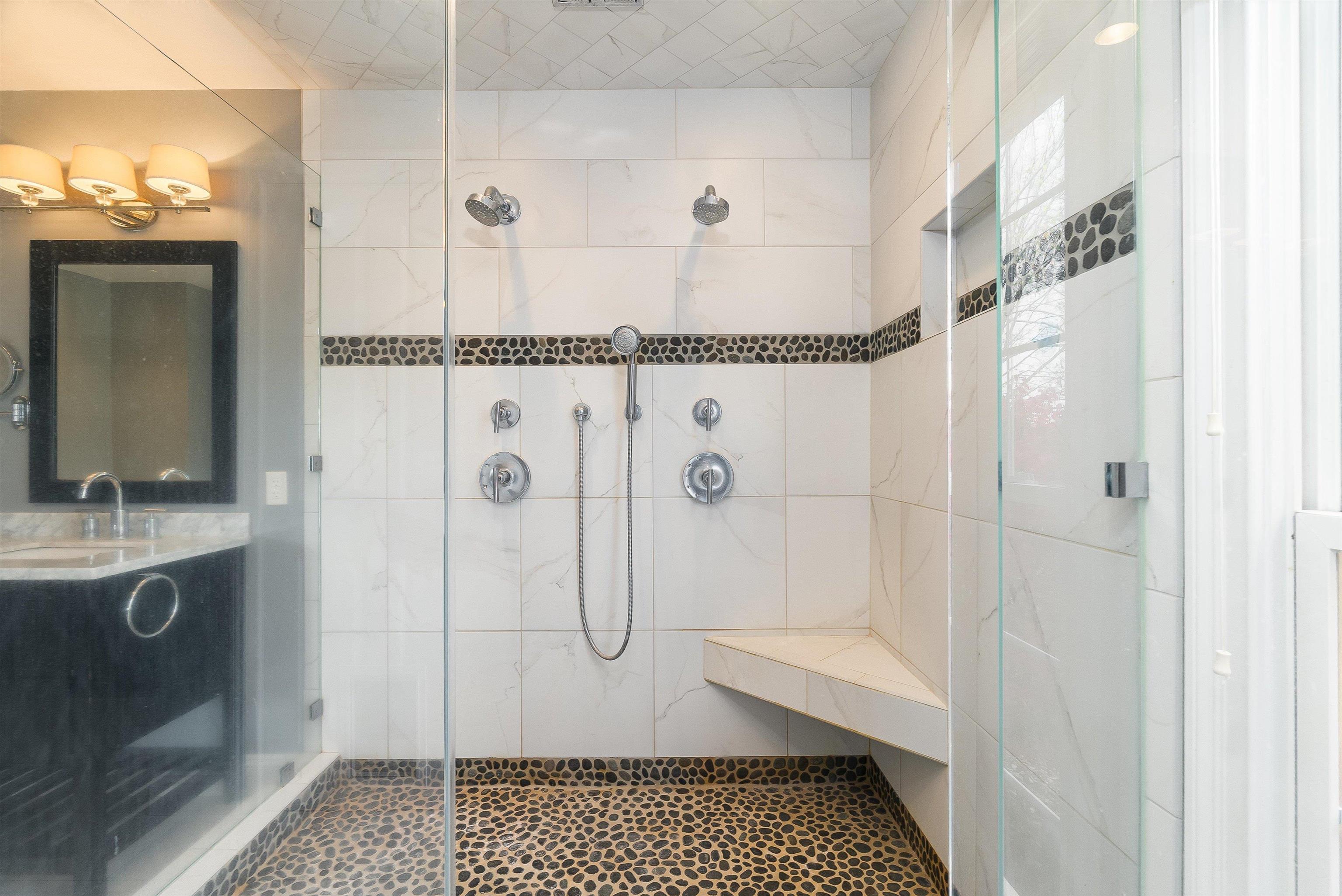 746 CHRISTIANS CREEK RD