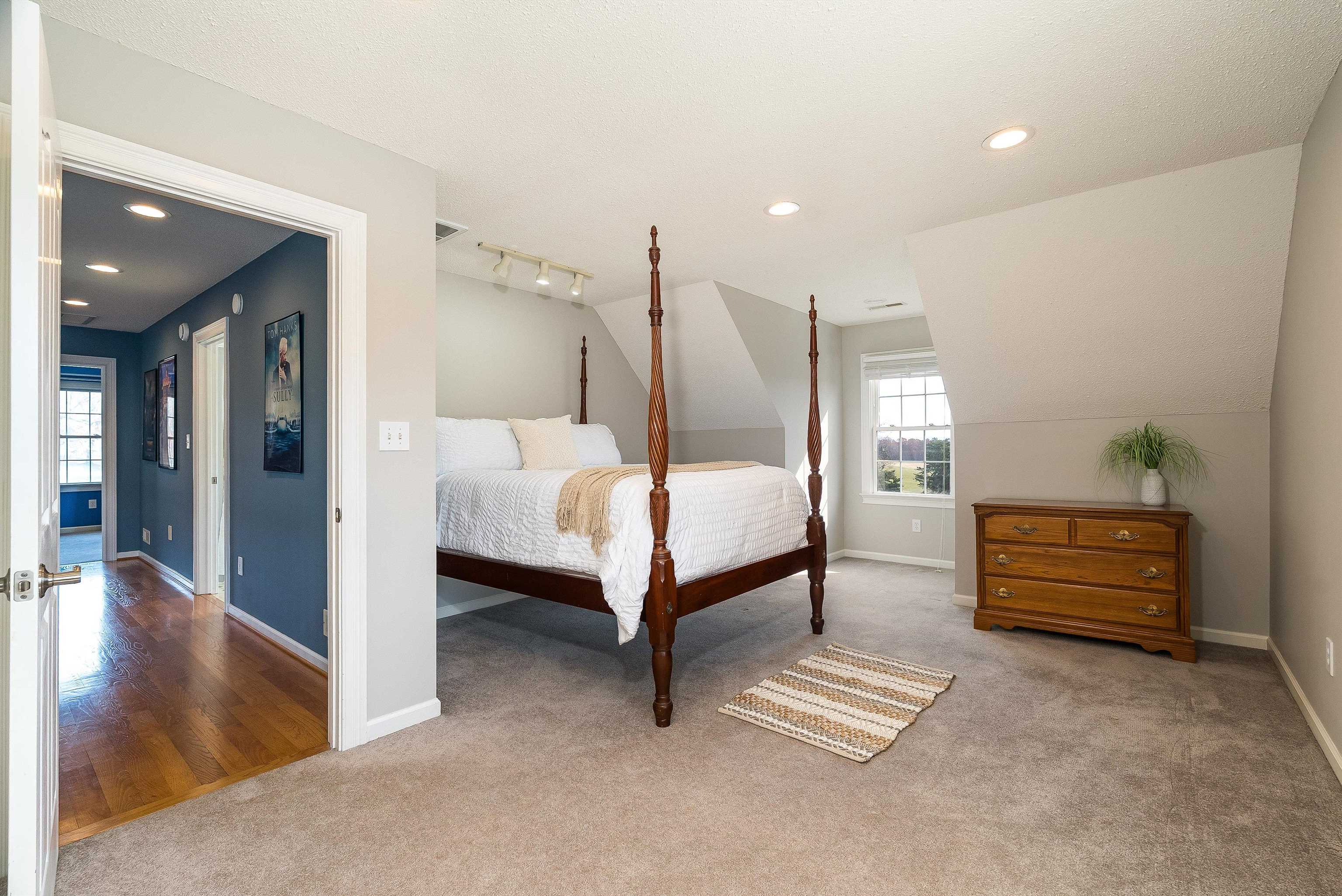 746 CHRISTIANS CREEK RD