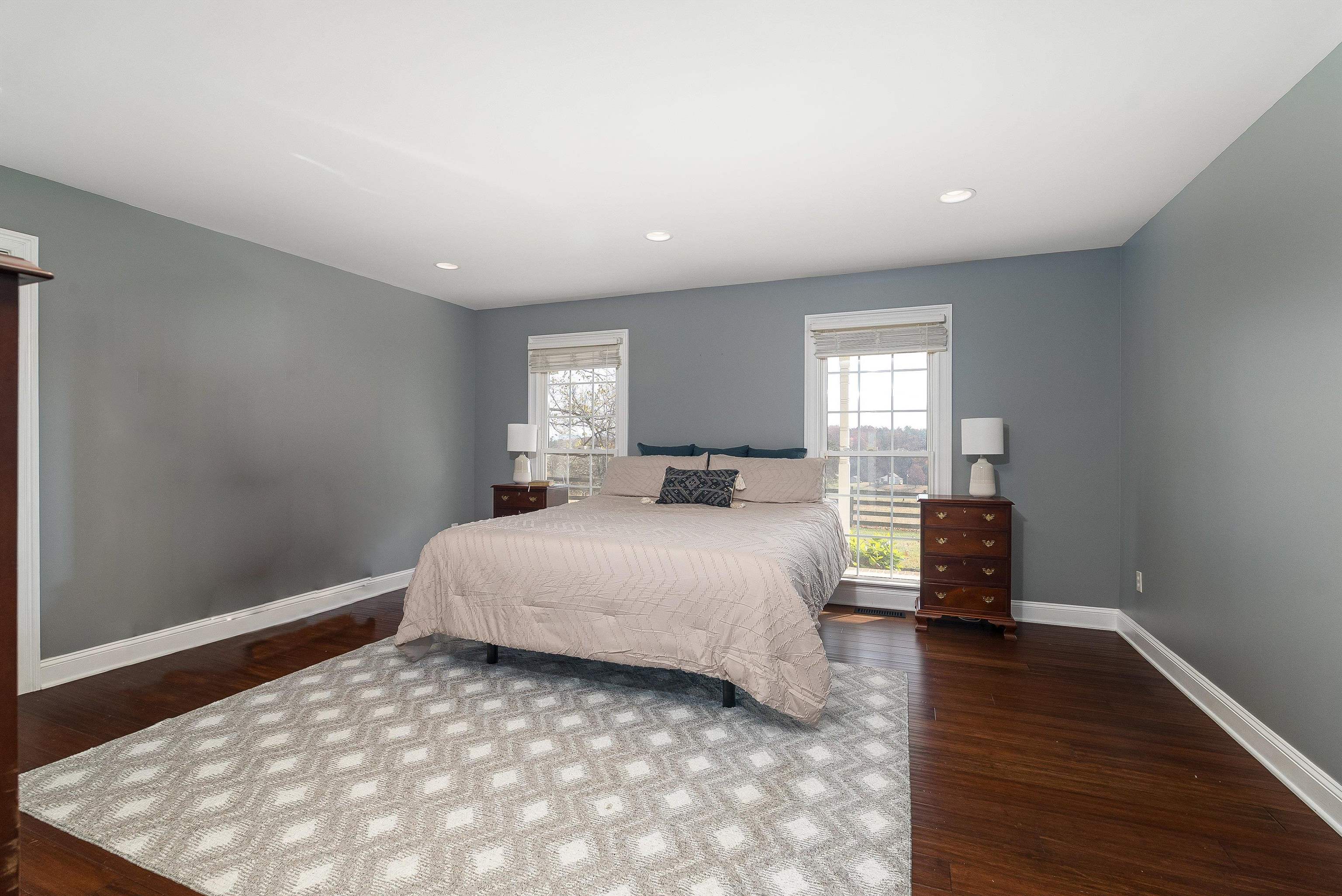 746 CHRISTIANS CREEK RD