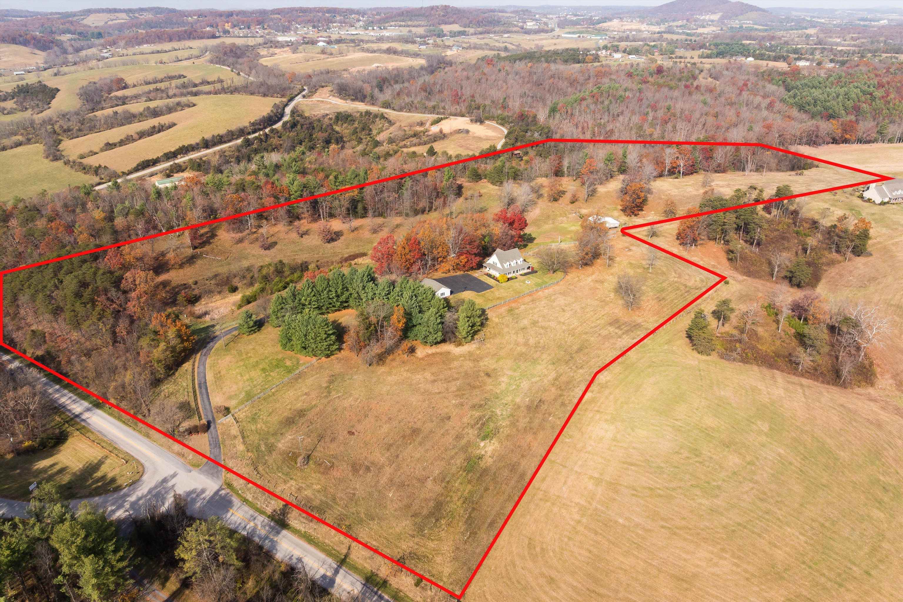 746 CHRISTIANS CREEK RD