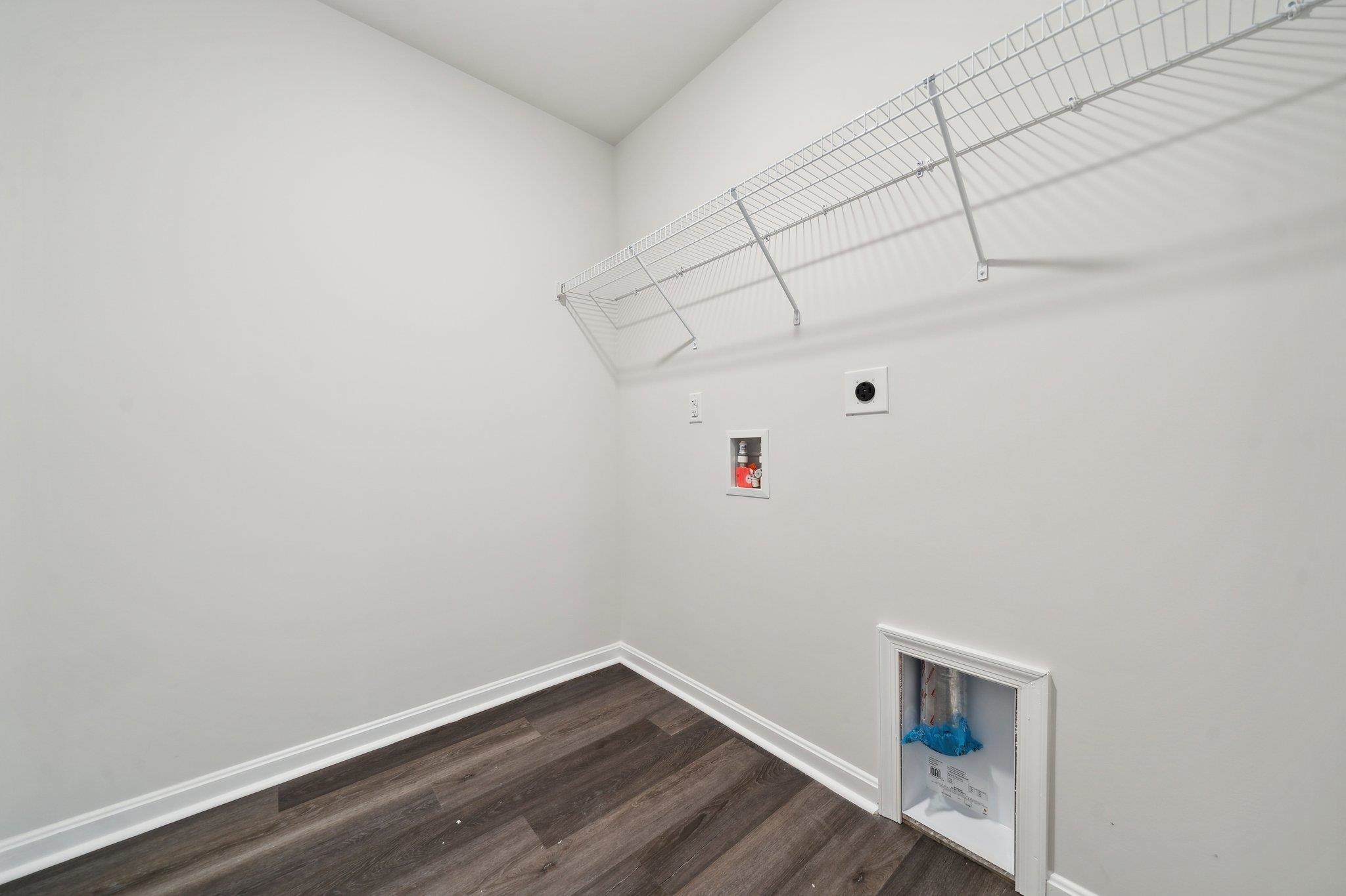 104 MEADOW RIDGE WAY