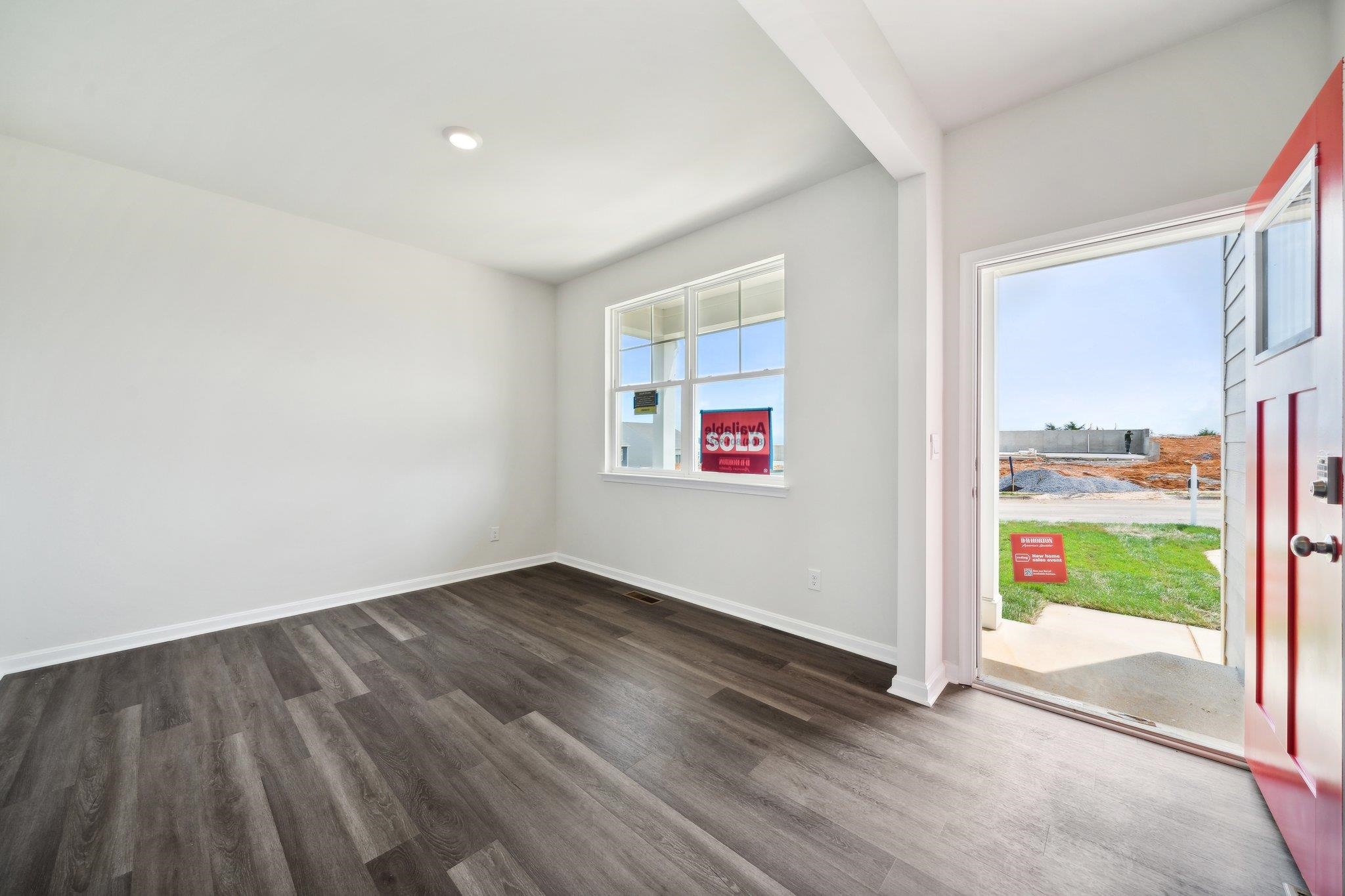 104 MEADOW RIDGE WAY