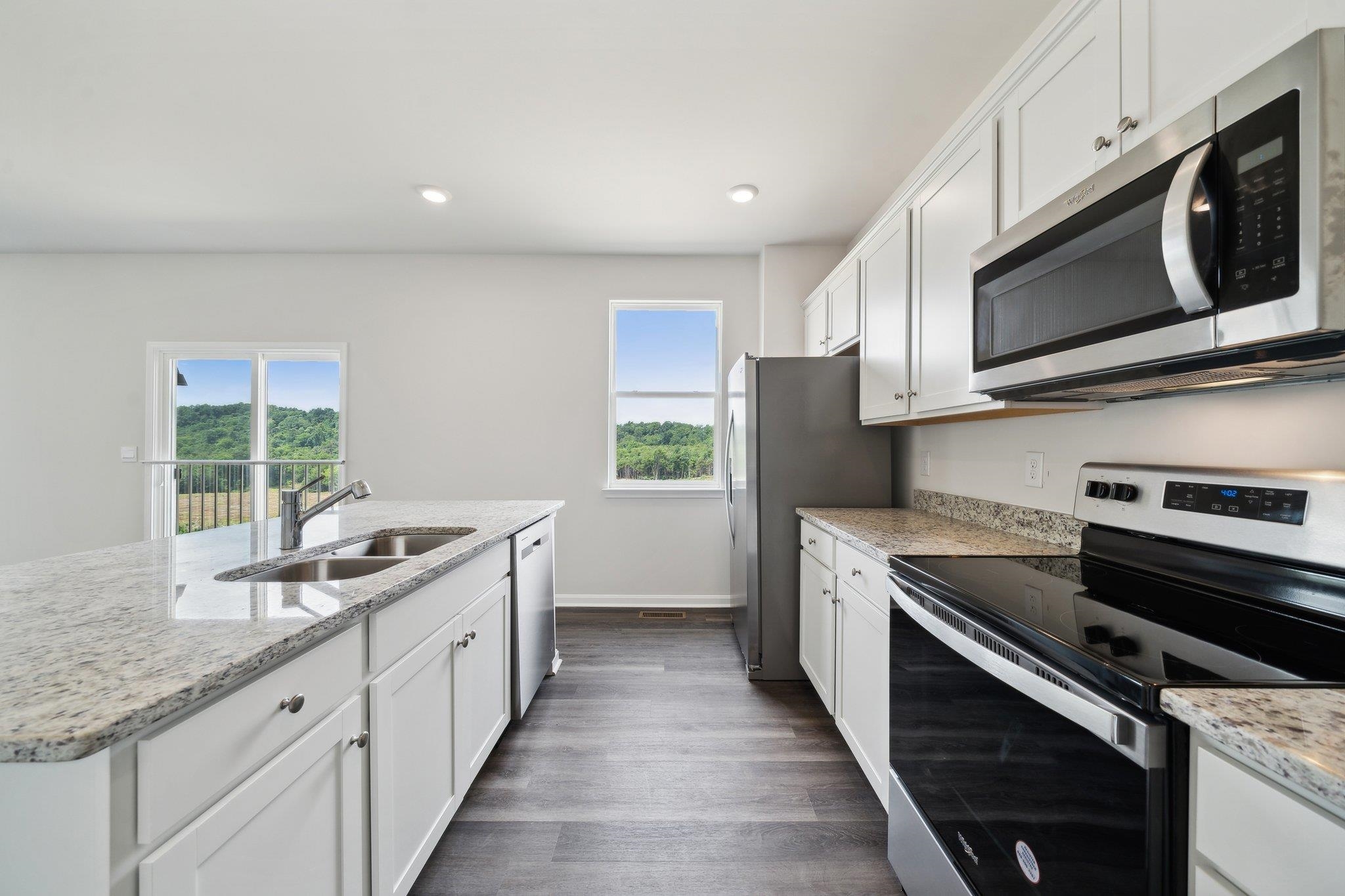 104 MEADOW RIDGE WAY
