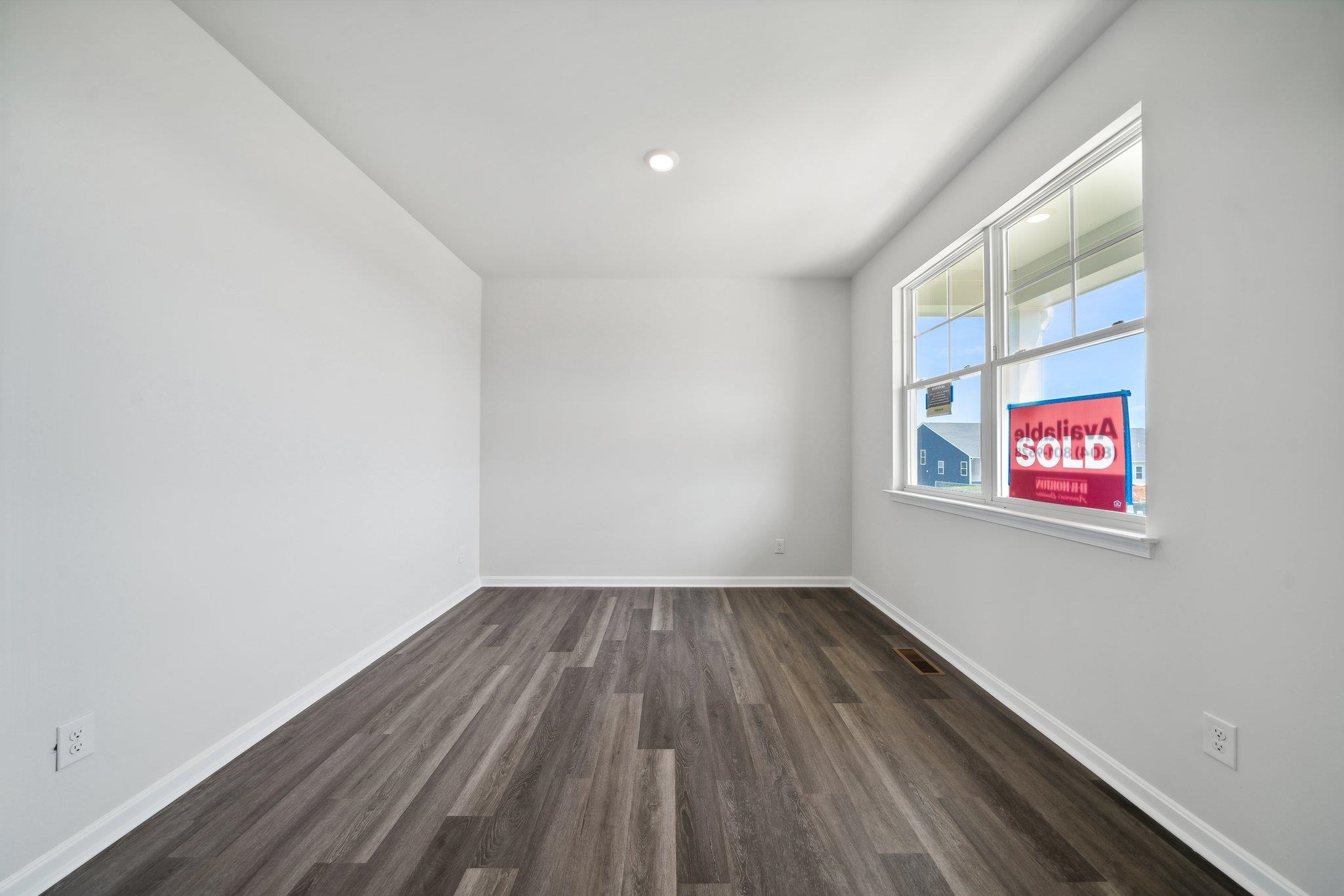 104 MEADOW RIDGE WAY