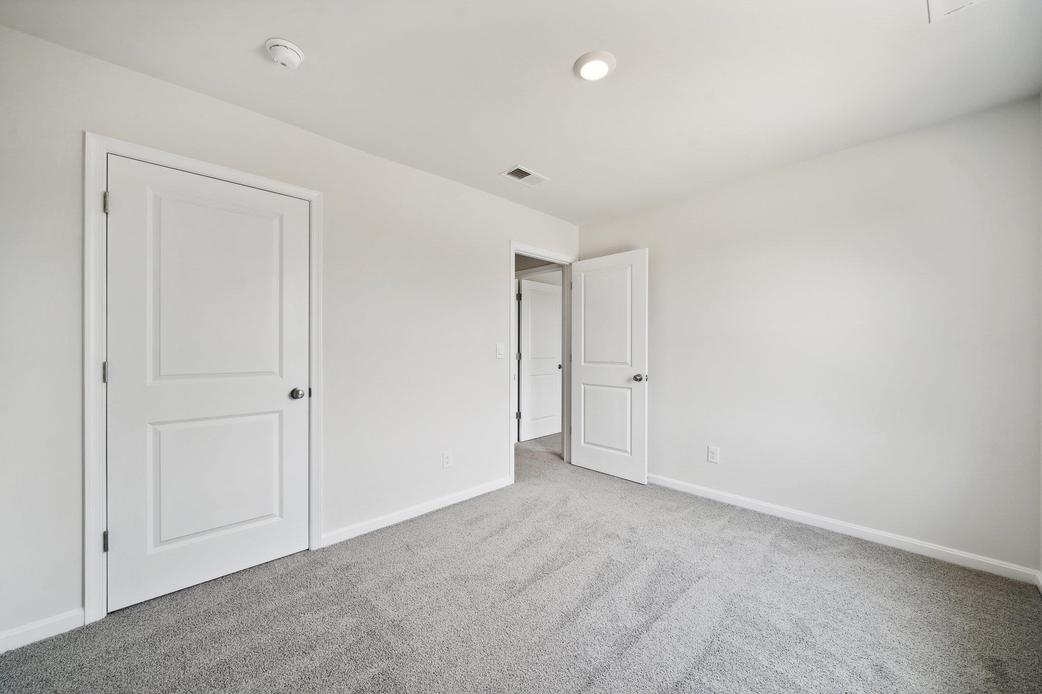 104 MEADOW RIDGE WAY