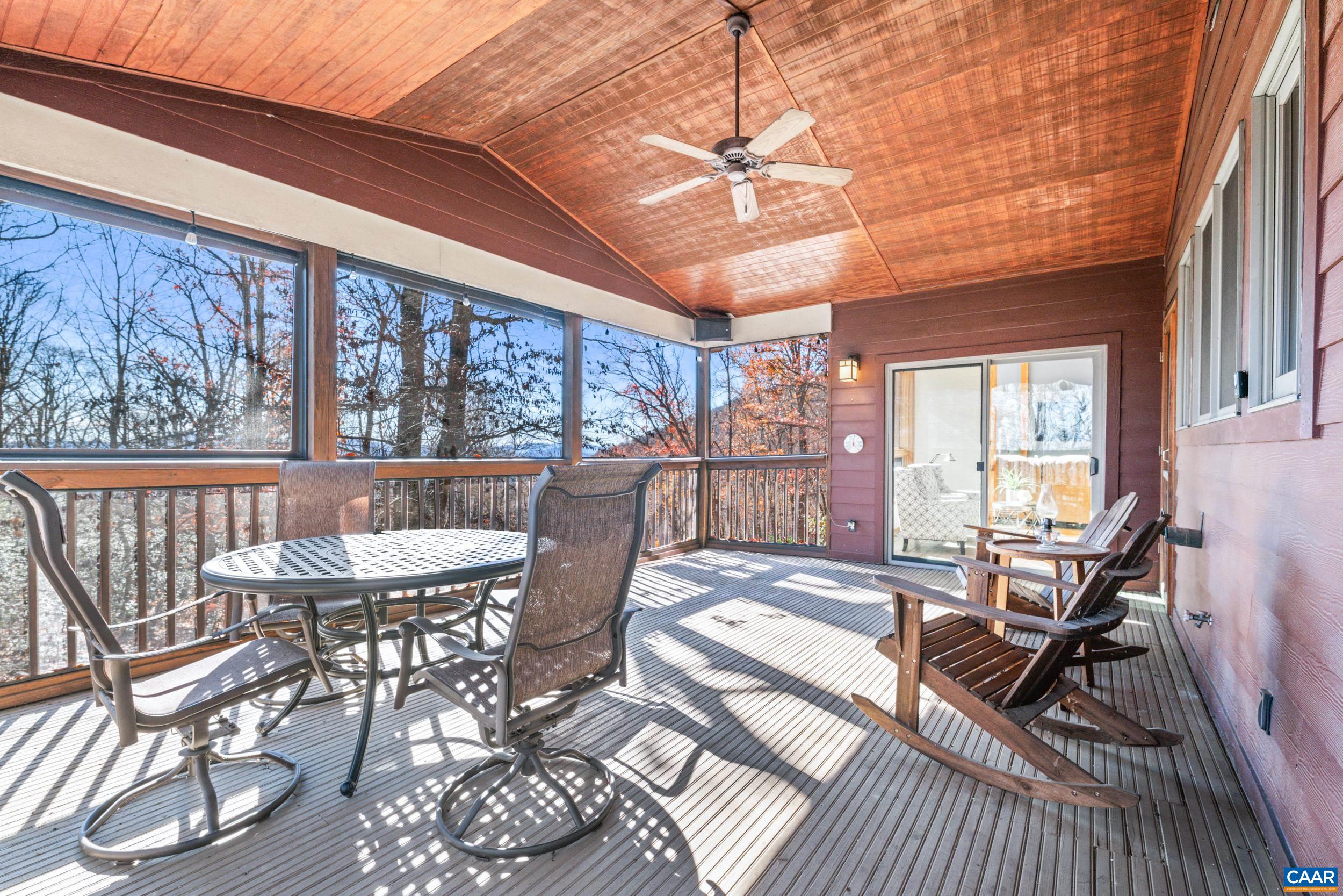 6696 HIGHLANDER WAY