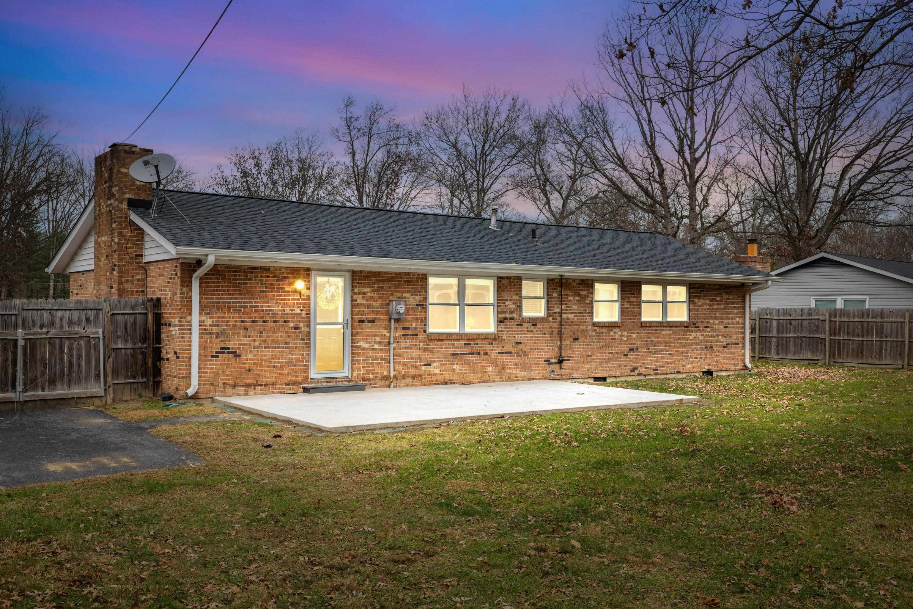 77 GREENWAY RD