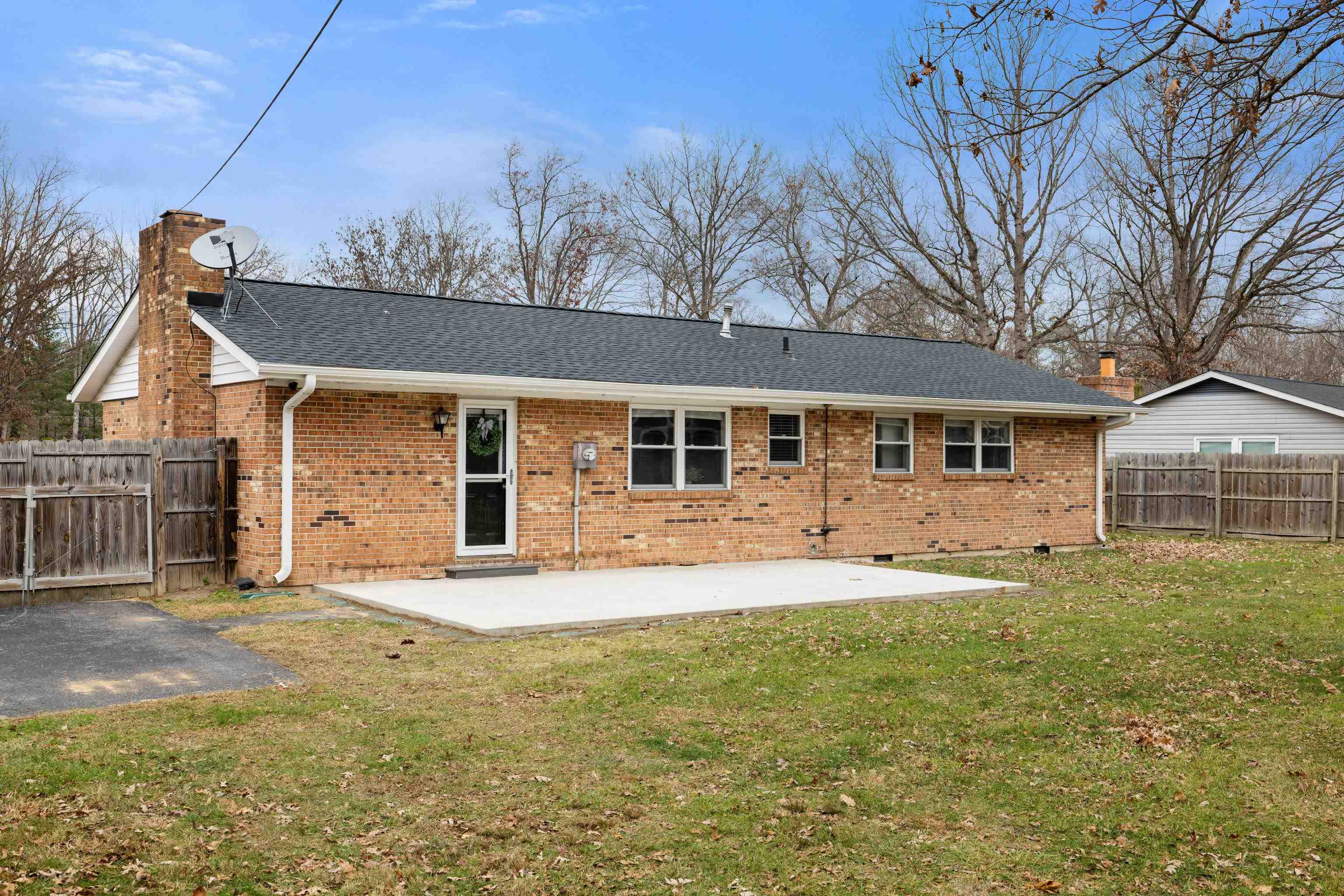 77 GREENWAY RD