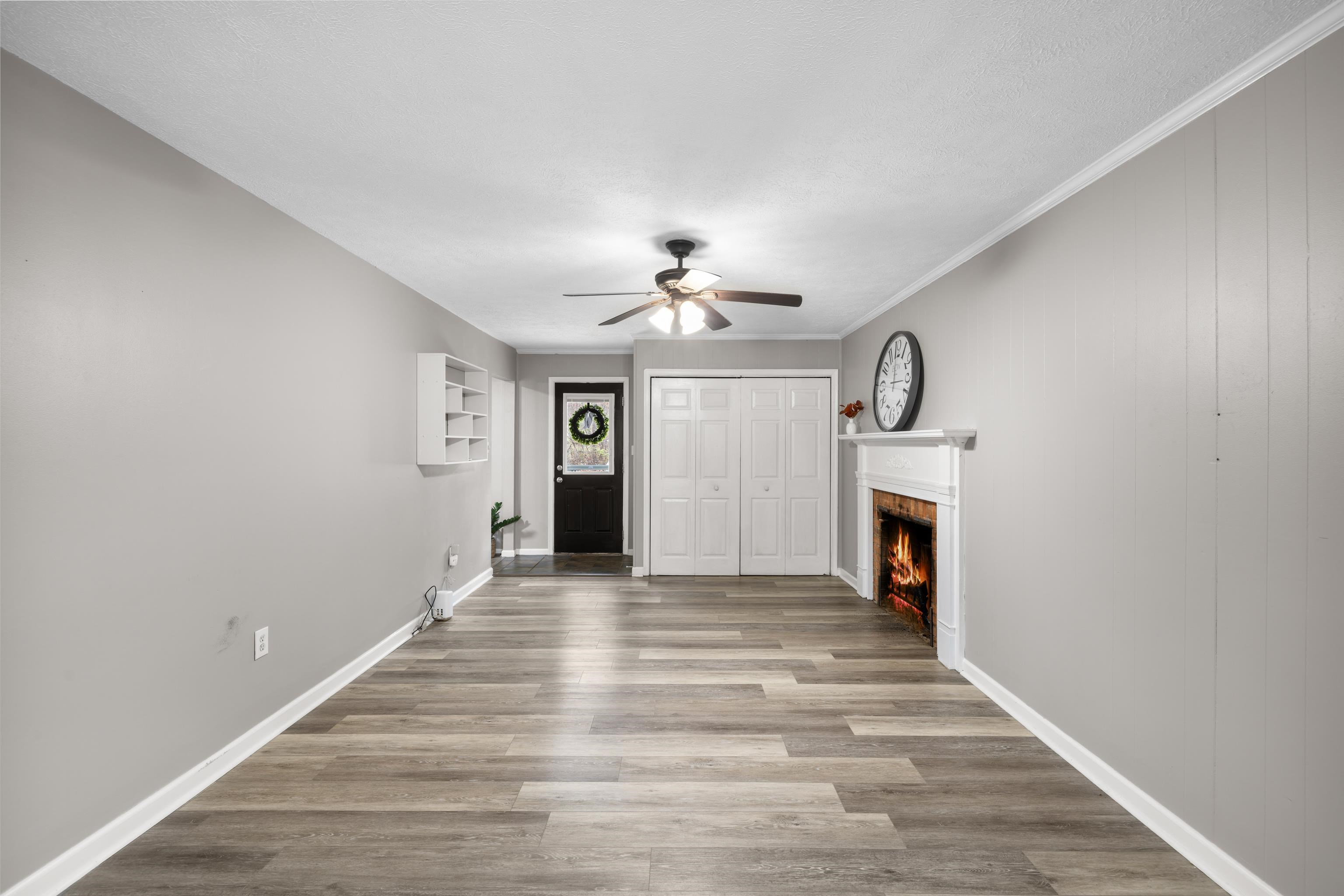 77 GREENWAY RD