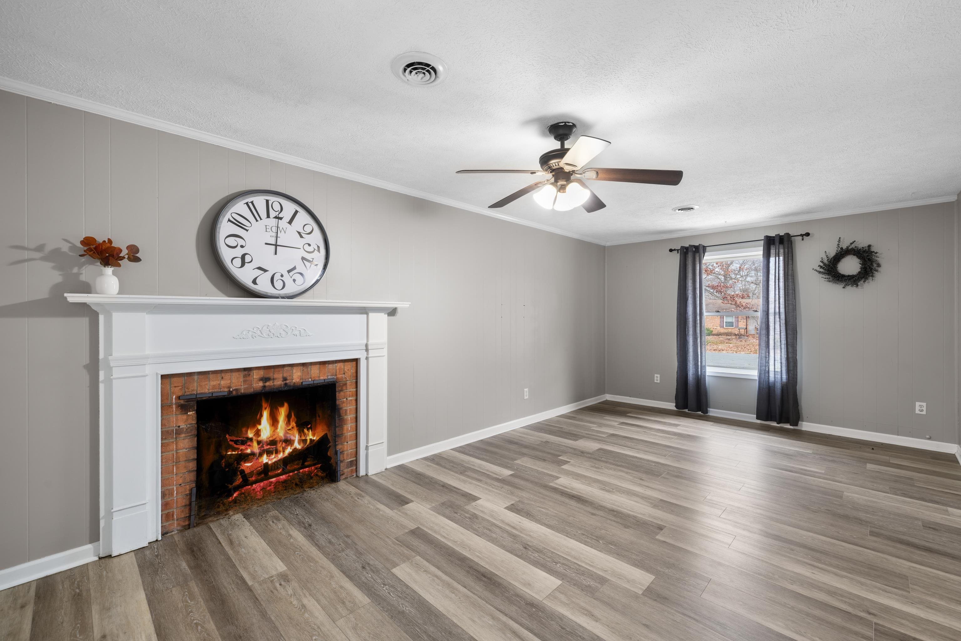 77 GREENWAY RD