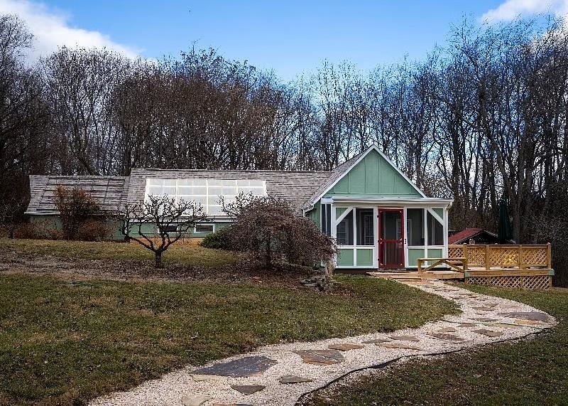 163 PLEASANT VIEW RD