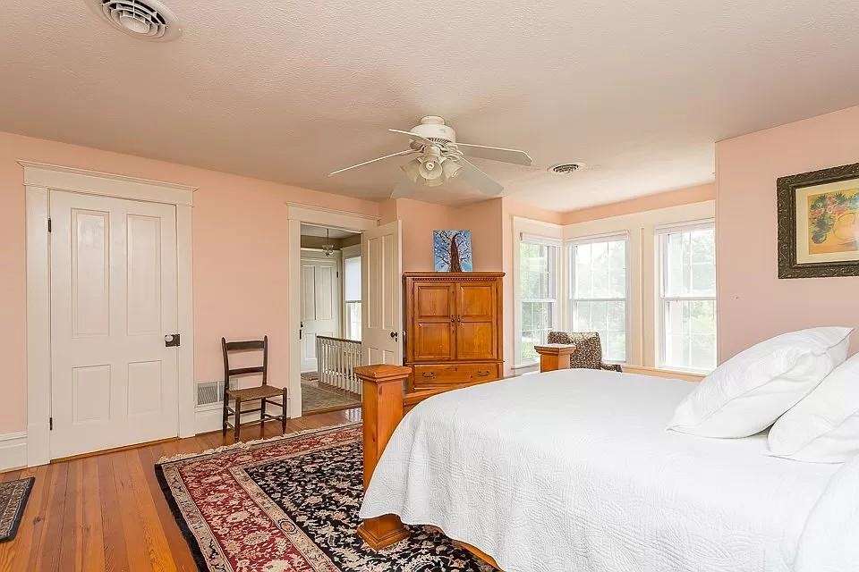 163 PLEASANT VIEW RD
