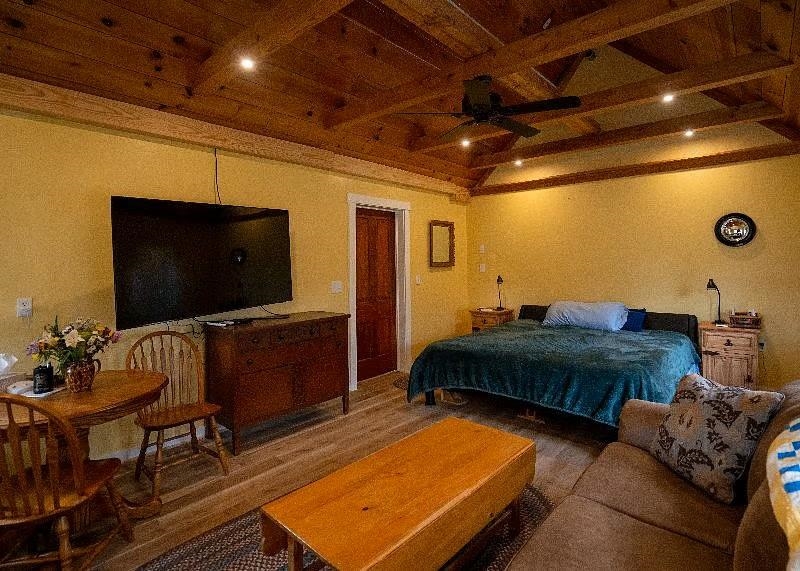 163 PLEASANT VIEW RD