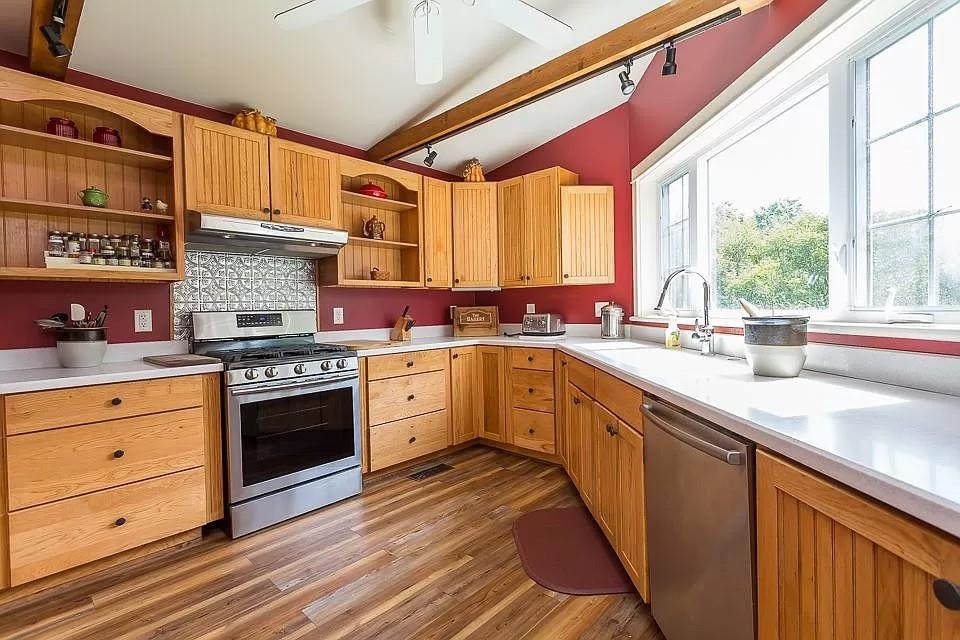 163 PLEASANT VIEW RD