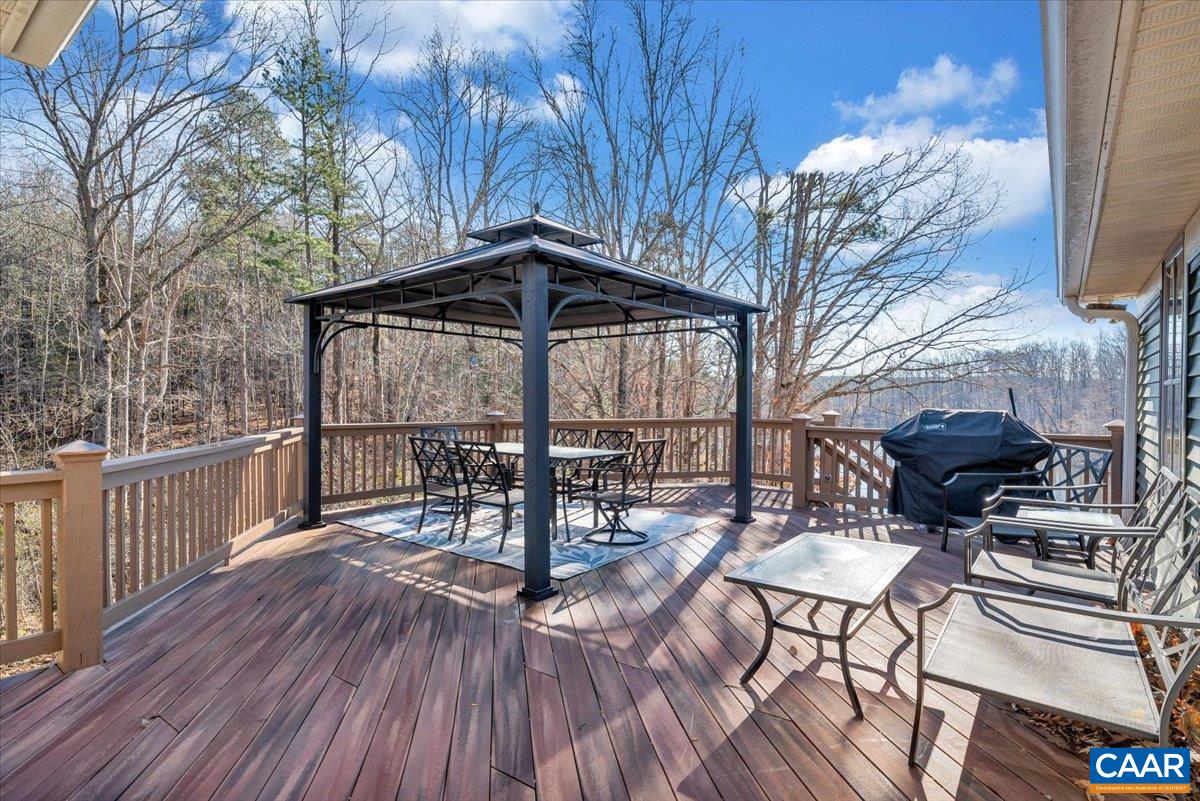 780 DRY BRIDGE RD