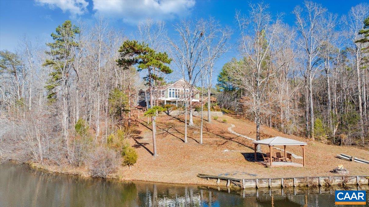 780 DRY BRIDGE RD