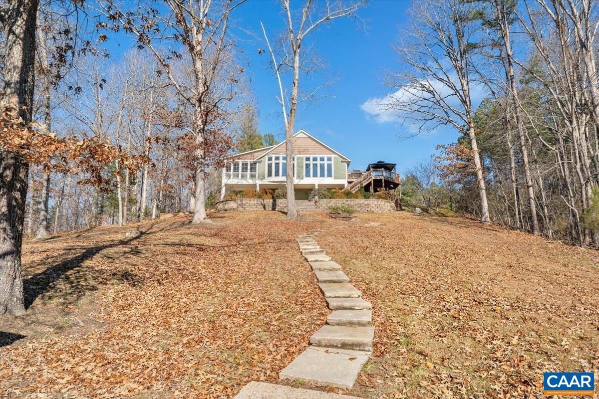 780 DRY BRIDGE RD