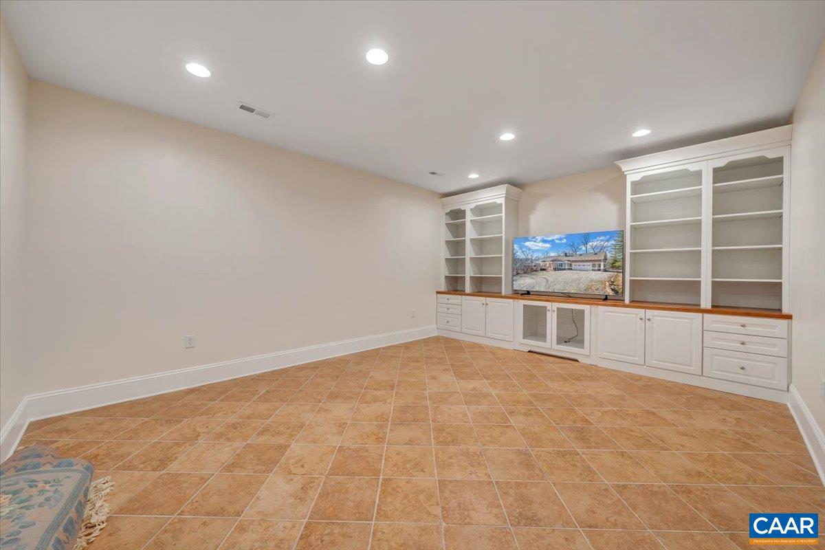 780 DRY BRIDGE RD