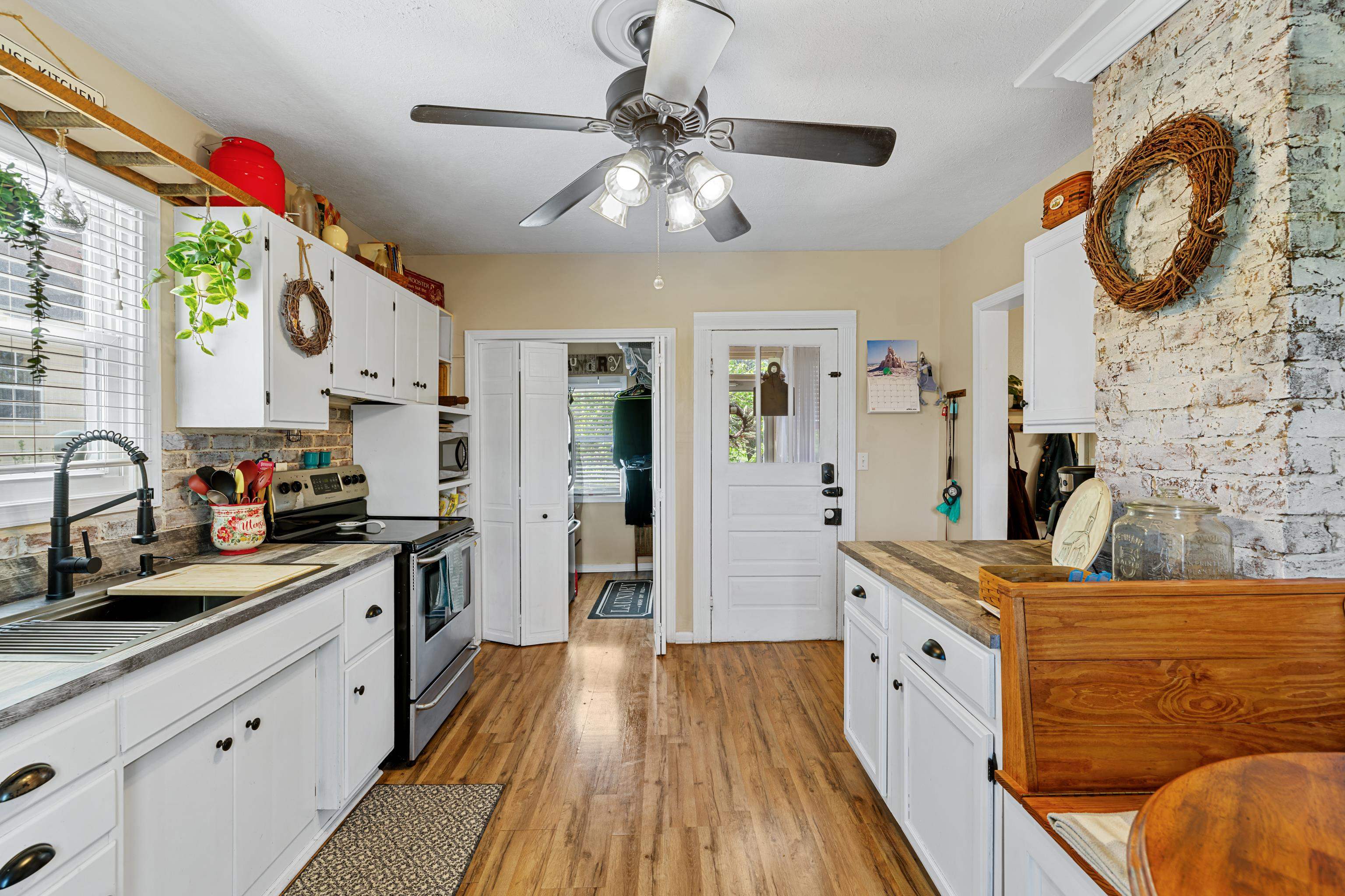 955 ENTRY SCHOOL RD