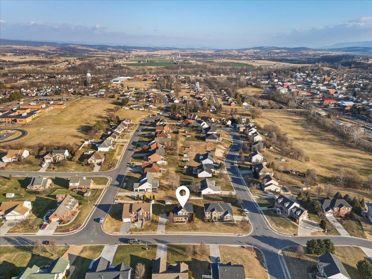 191 EISENHOWER DR
