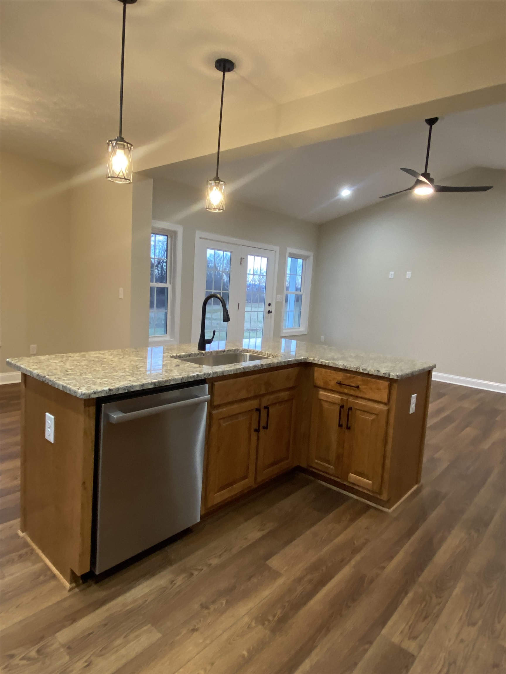 128 FALL RIDGE DR
