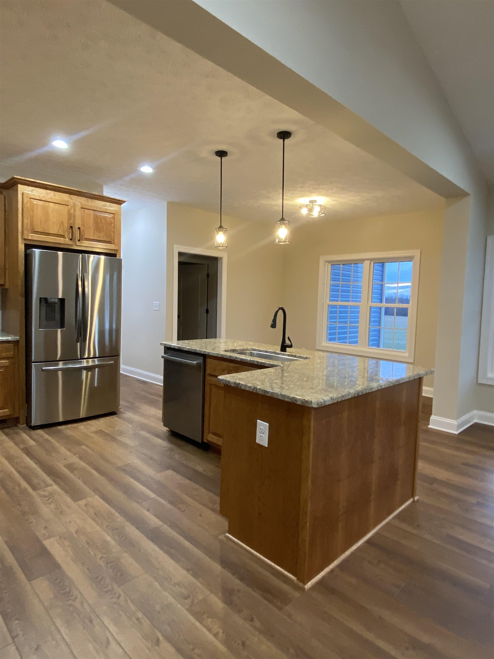 128 FALL RIDGE DR